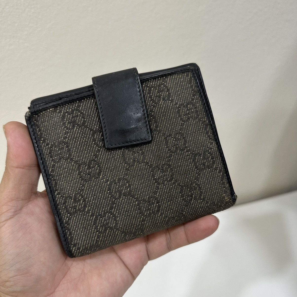 Gucci ‼️LASTDROP‼️ AUTHENTIC GUCCI GG MONOGRAM CANVAS WALLET Size ONE SIZE - 2 Thumbnail