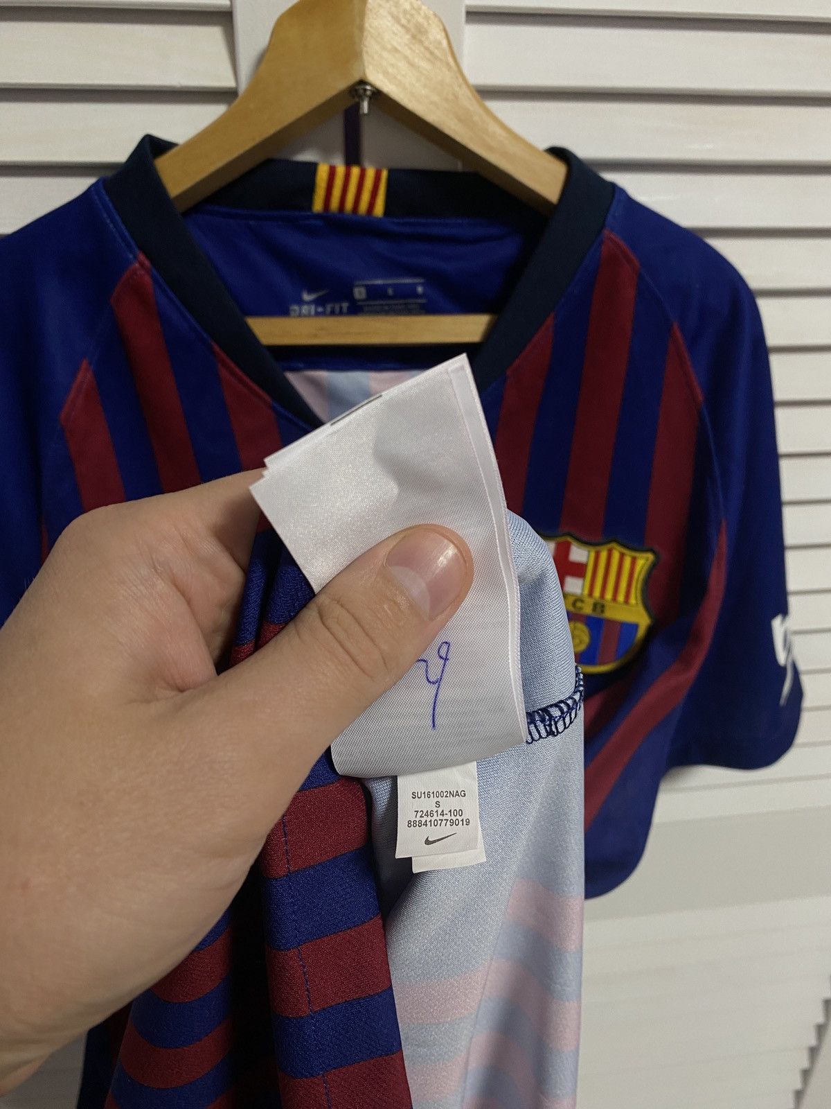 Nike Soccer Jersey Shirt Nike FC Barcelona Home 2017 Size US S / EU 44-46 / 1 - 6 Thumbnail