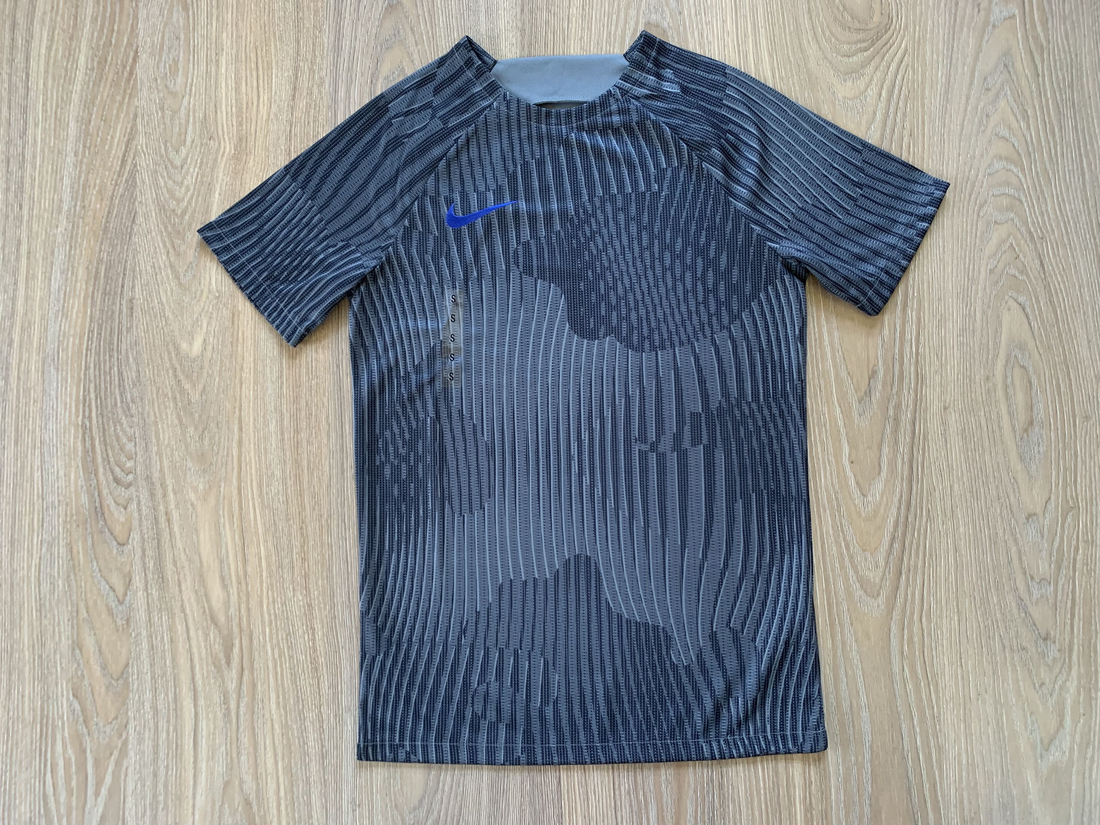 Nike Nike Dri Fit Training Sport T Shirt Size US S / EU 44-46 / 1 - 2 Thumbnail