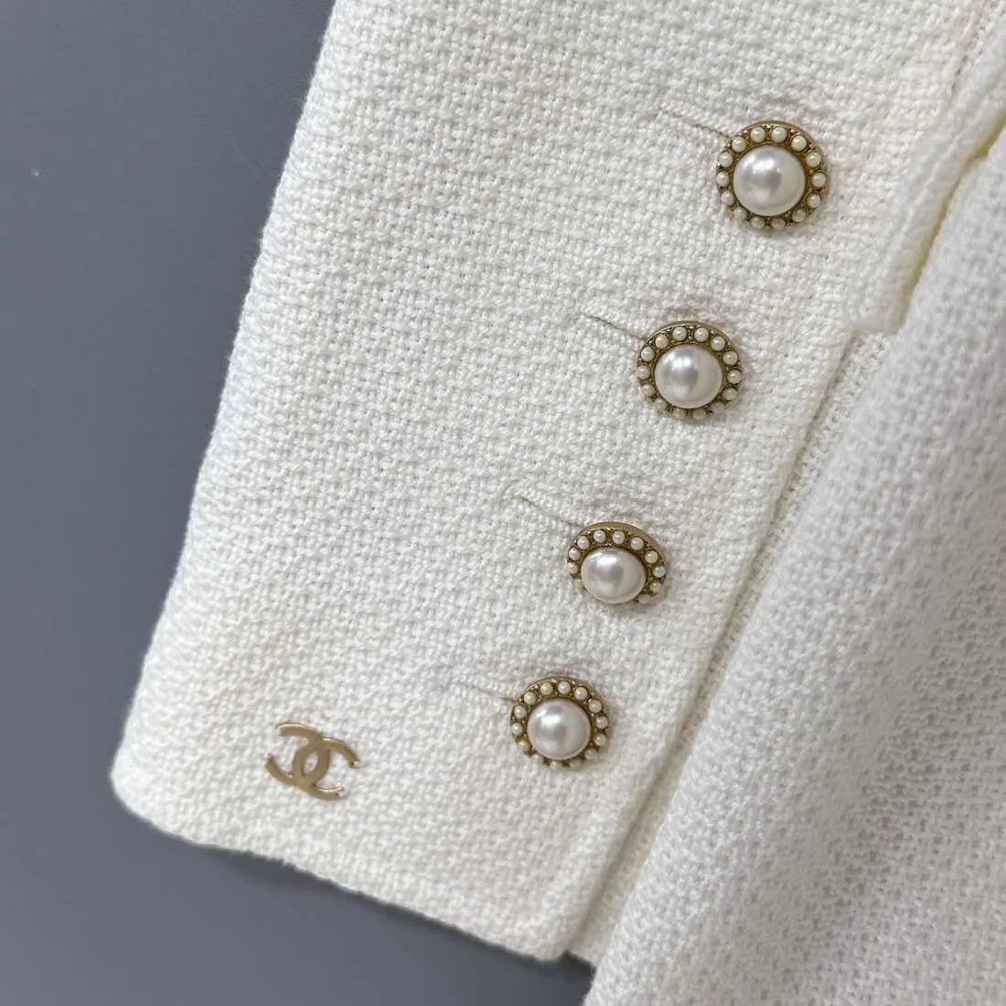 Chanel Chanel 4-Pocket Zip-Up Jacket Size 34 99 New Size XS / US 0-2 / IT 36-38 - 5 Thumbnail