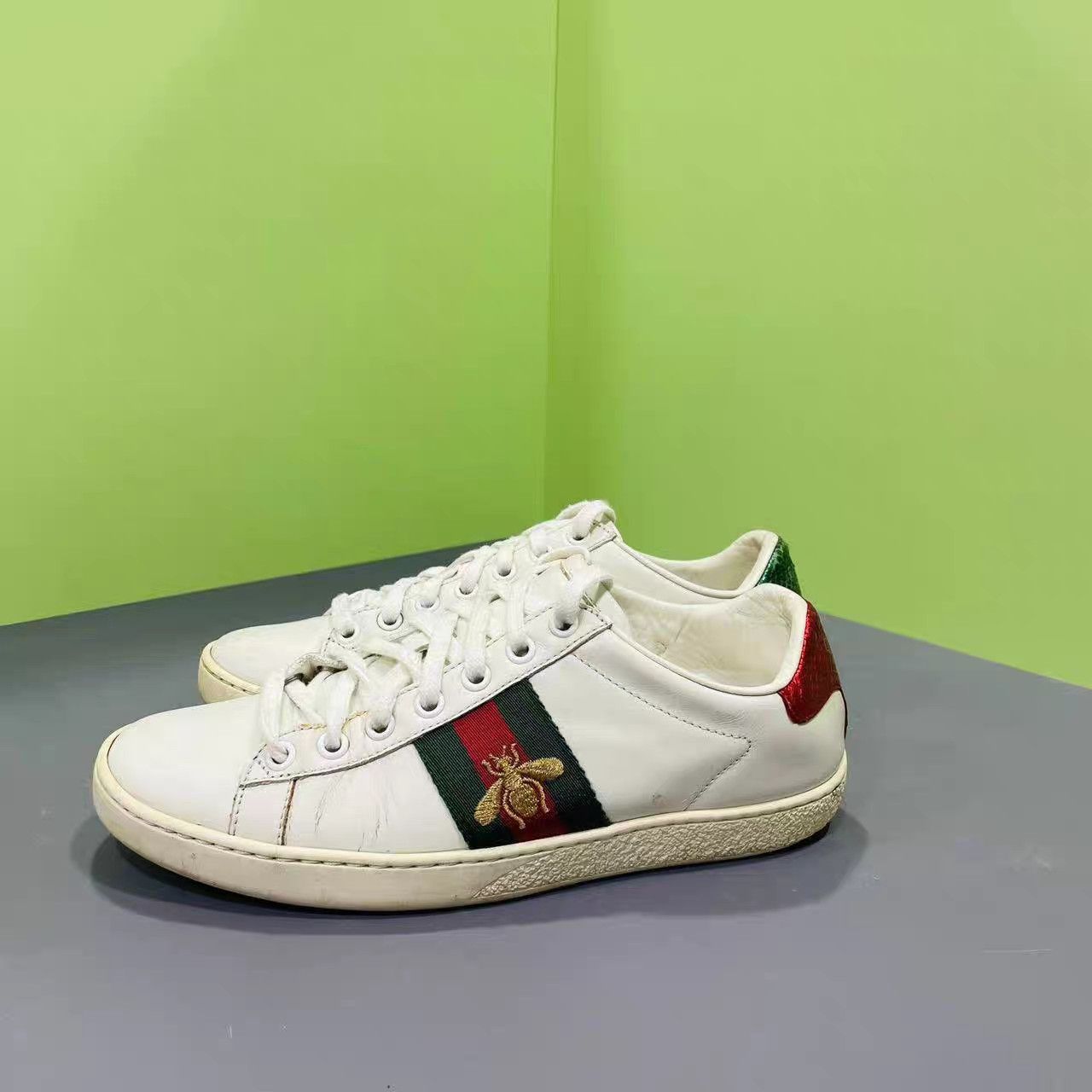 Gucci Gucci Ace Bee Sneakers K15 Size US 5.5 / IT 35.5 - 1 Thumbnail