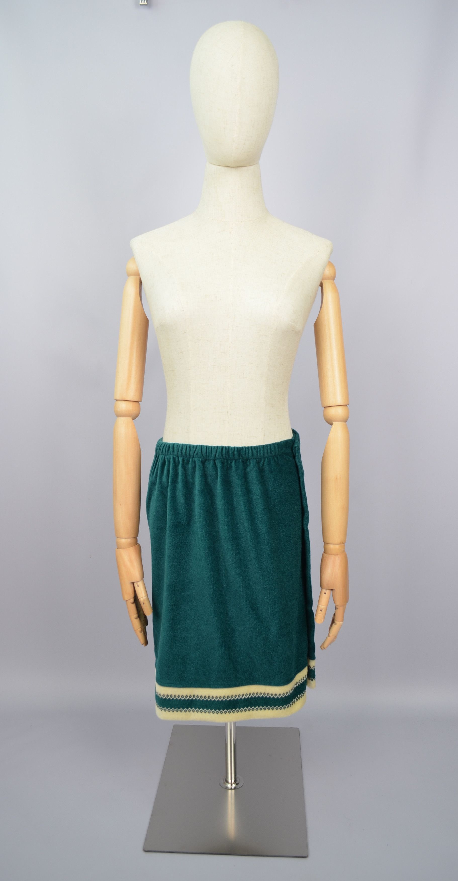 Christian Dior Monsieur × Designer × Dior Christian Dior Robe De Chambre Logo Velvet Wrap Skirt OS Size 28" / US 6 / IT 42 - 6 Thumbnail
