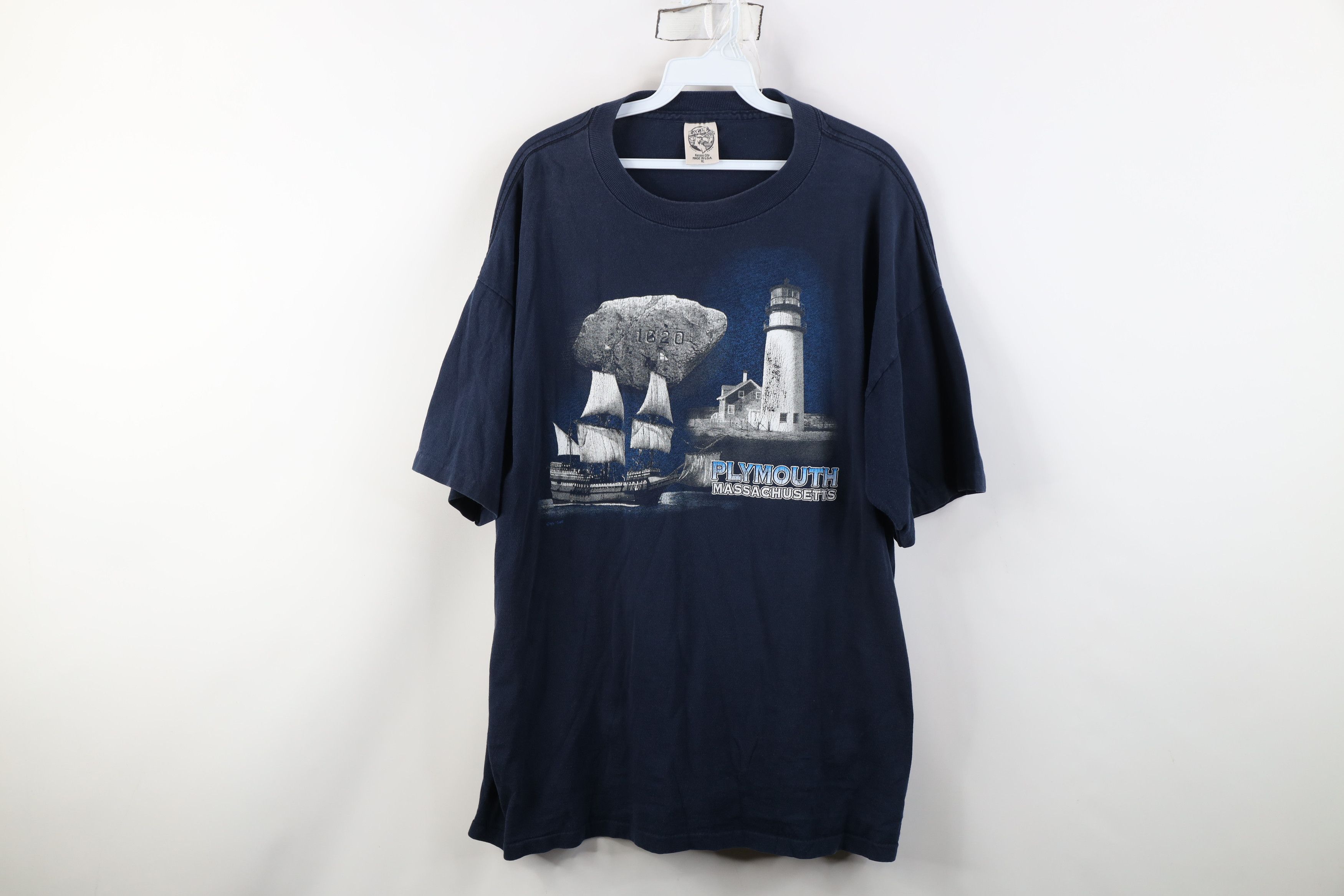 Vintage Vinage 90s Plymouth Rock Massachusetts Pilgrims T-Shirt USA Size US XL / EU 56 / 4 - 1 Thumbnail