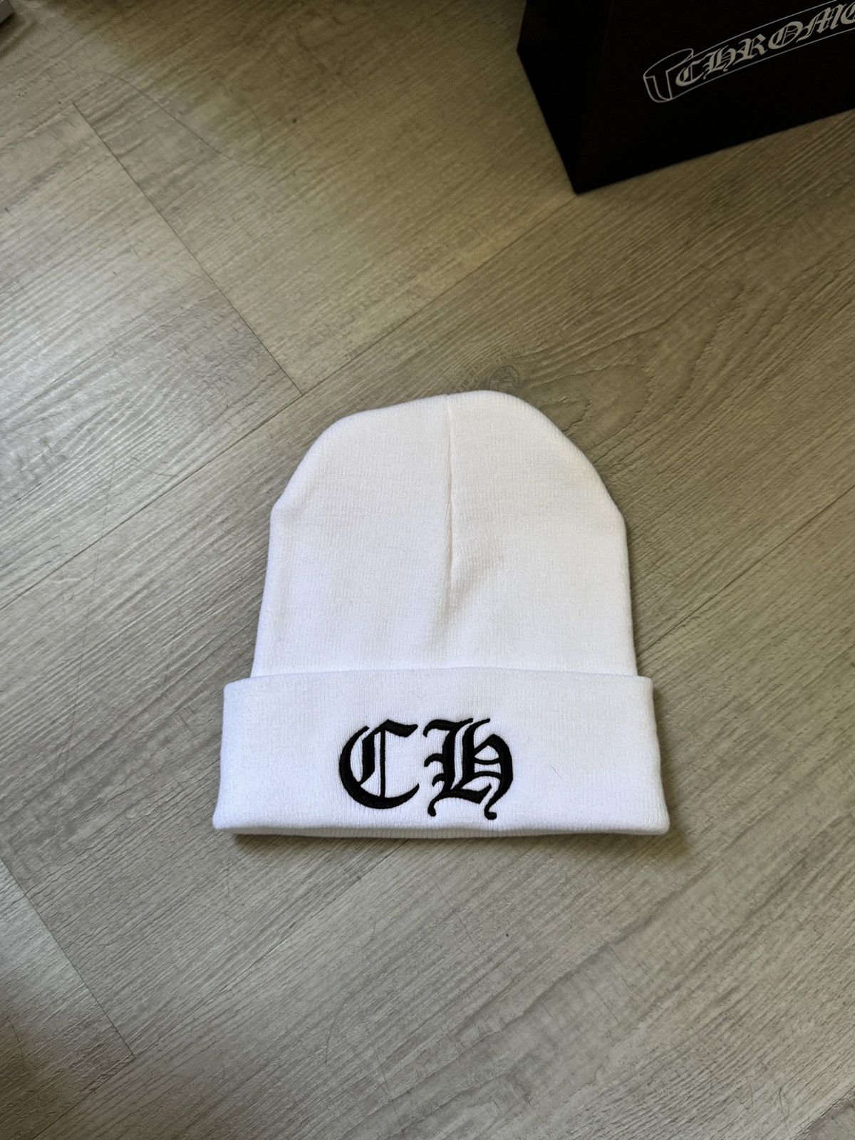 Chrome Hearts Chrome hearts cream white horseshoe beanie | Grailed