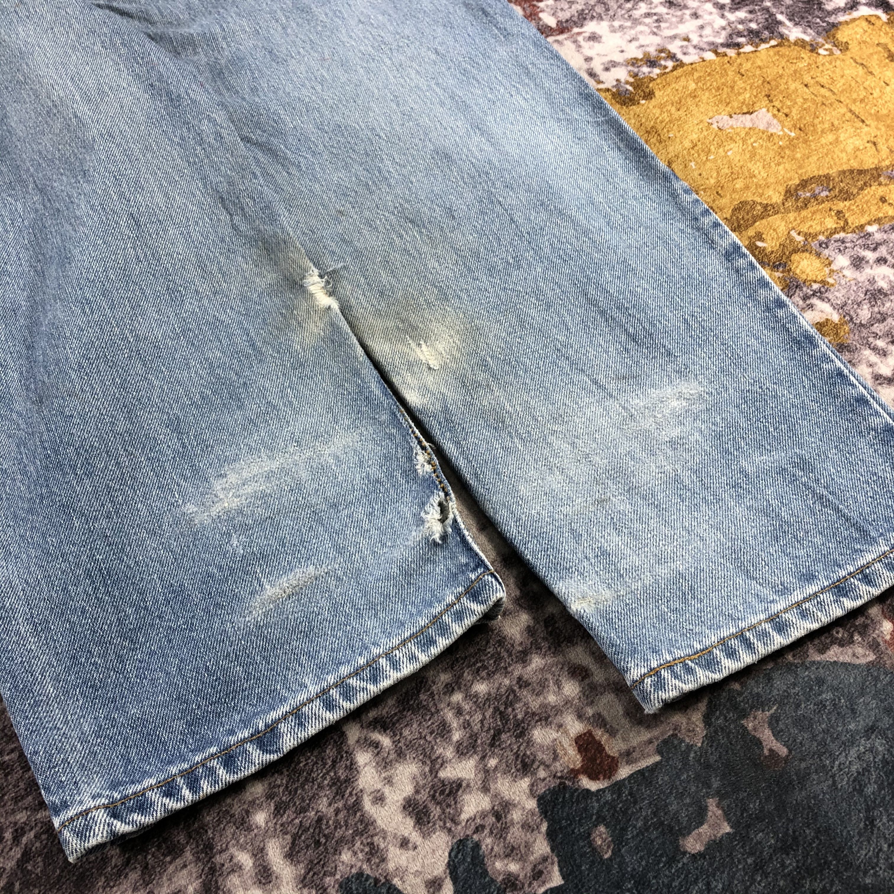 Levi's × Vintage Vintage 90s Light Wash Levis 550 Jeans-JM2718 Size US 33 - 5 Thumbnail