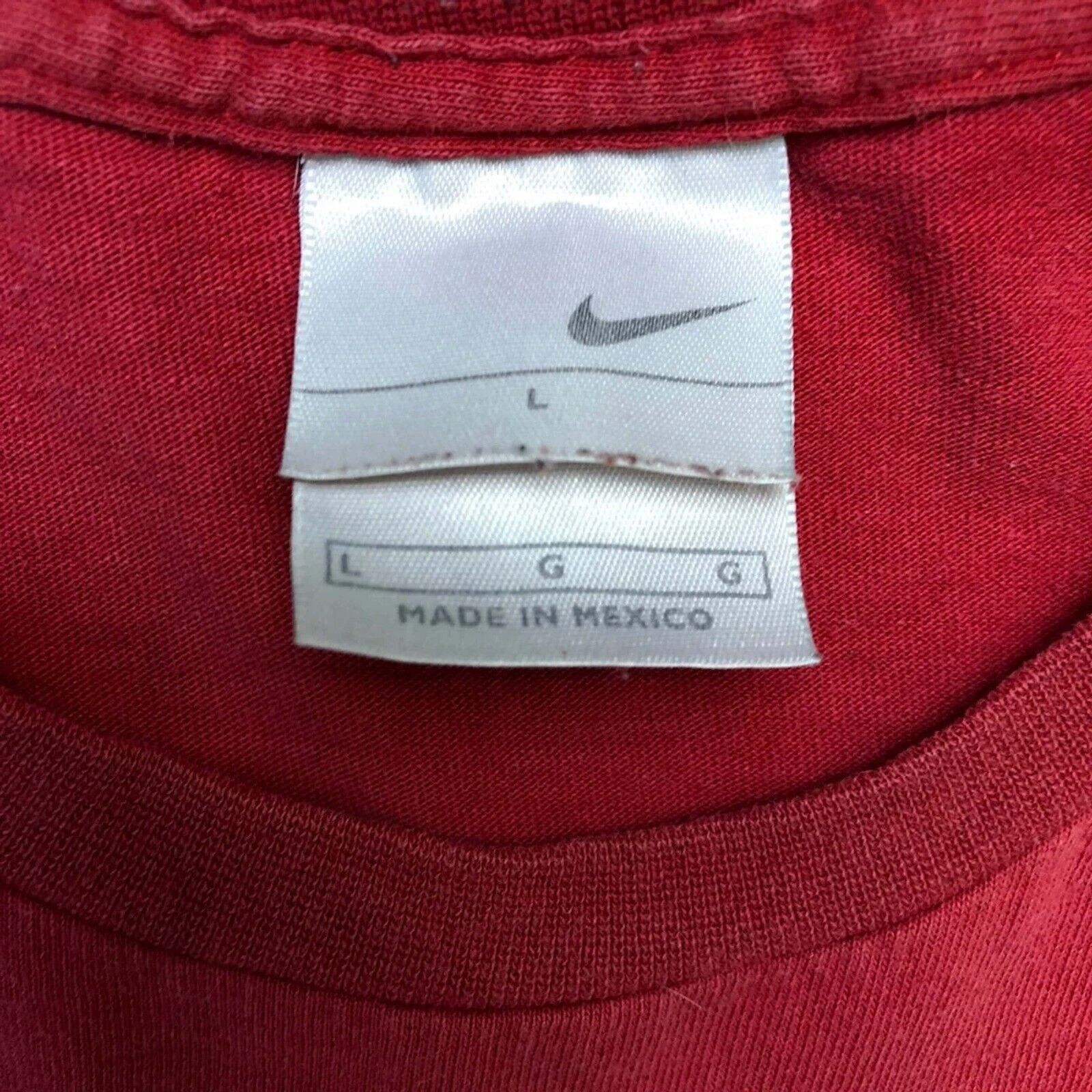 Nike Nike Sportswear T Shirt Center Swoosh Faded Short Sleeve Tee Size US L / EU 52-54 / 3 - 5 Thumbnail