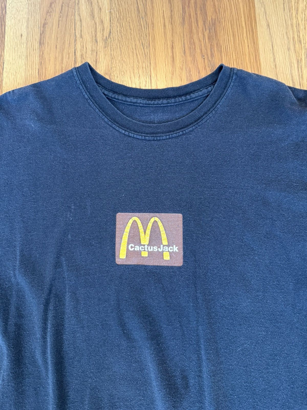 Travis Scott Travis Scott x McDonalds Logo T Shirt Size US M / EU 48-50 / 2 - 1 Thumbnail
