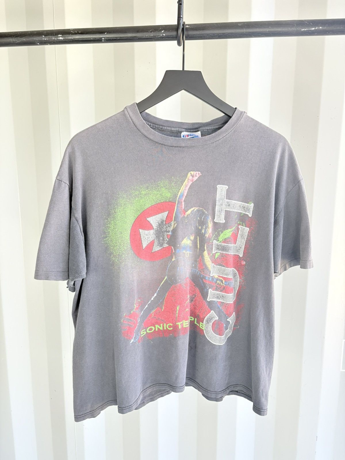 Band Tees Vintage Sonic Temple Shirt Faded Distressed GRUNGE Band Size US L / EU 52-54 / 3 - 1 Thumbnail