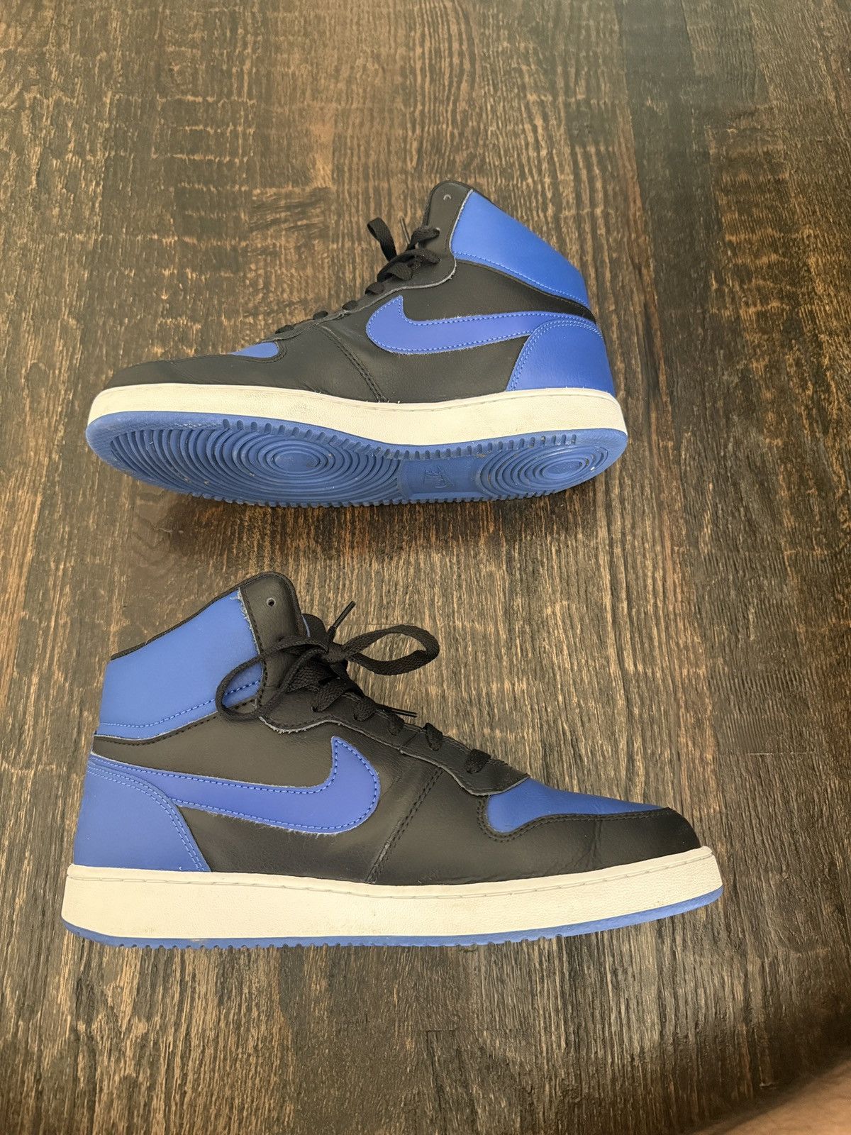 Jordan Brand Jordan 1 Mid Top Black Royal Size US 10.5 / EU 43-44 - 3 Thumbnail