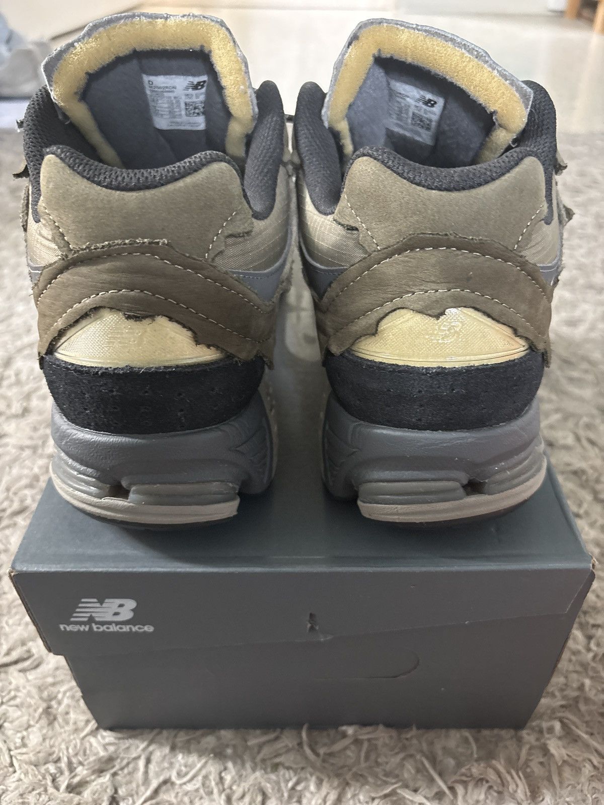New Balance BRAND NEW - New Balance 2002r Protection Pack Dark Moss Size US 9.5 / EU 42-43 - 4 Thumbnail