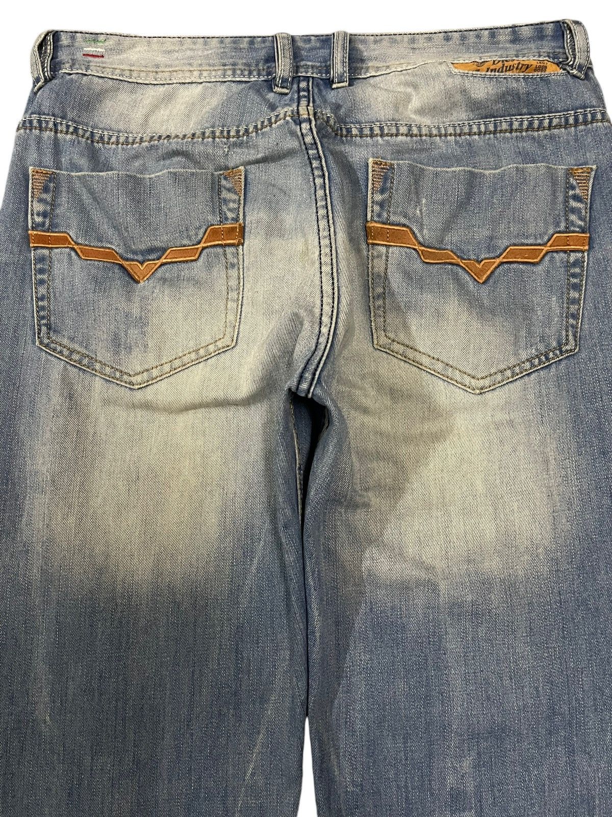 Diesel Vintage Diesel Industry Fade Wash Style Distress Loose Jeans Size US 34 / EU 50 - 5 Thumbnail