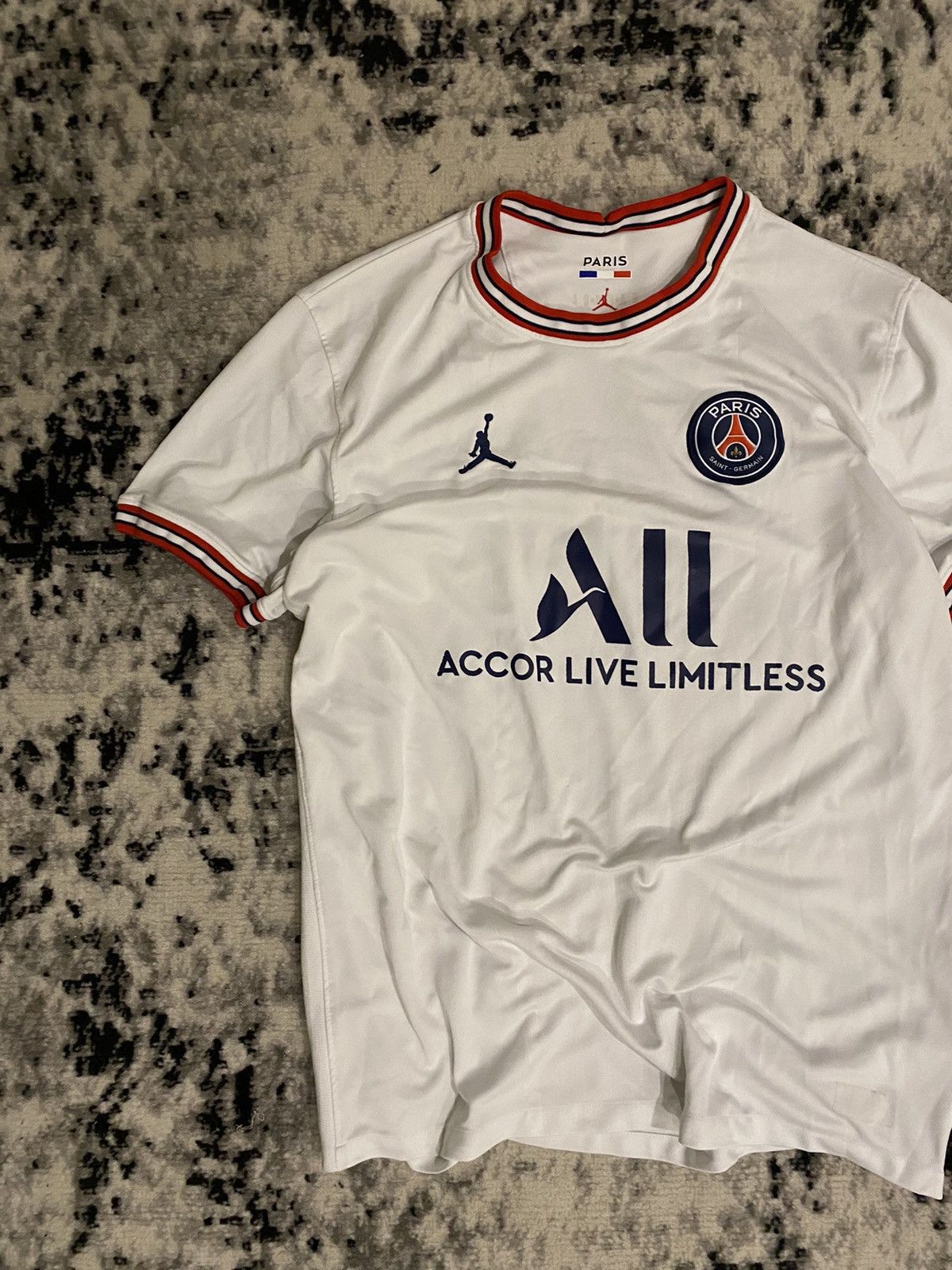 Jordan Brand × Vintage Paris Saint Germain Jersey Jordan Retro Vintage Psg White Xl Size US XL / EU 56 / 4 - 3 Thumbnail