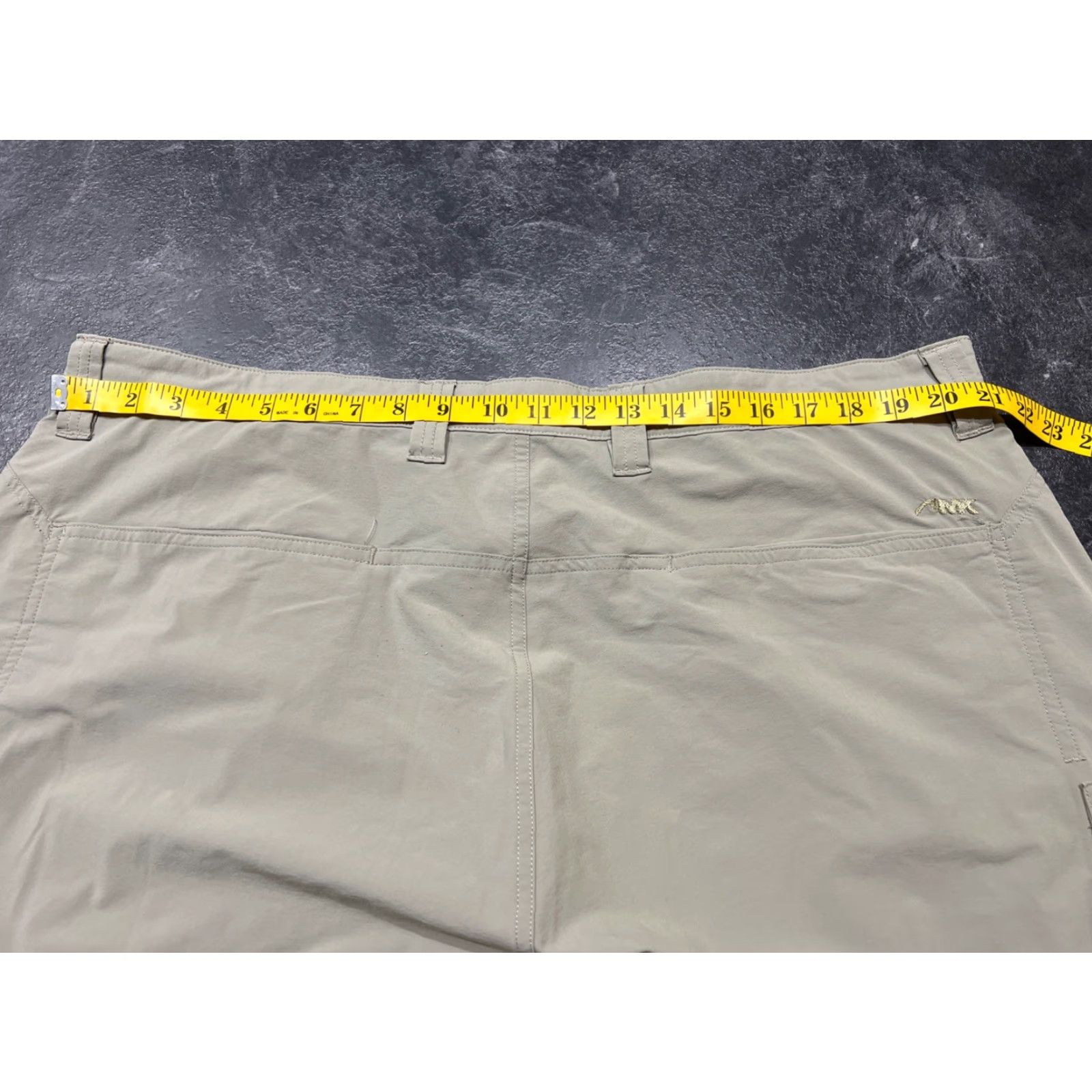 Mountain Khakis Mountain Khakis Pants Mens 42 Regular Straight Leg Khaki Cargo Nylon Pockets Fall Winter Size US 42 / EU 58 - 4 Thumbnail