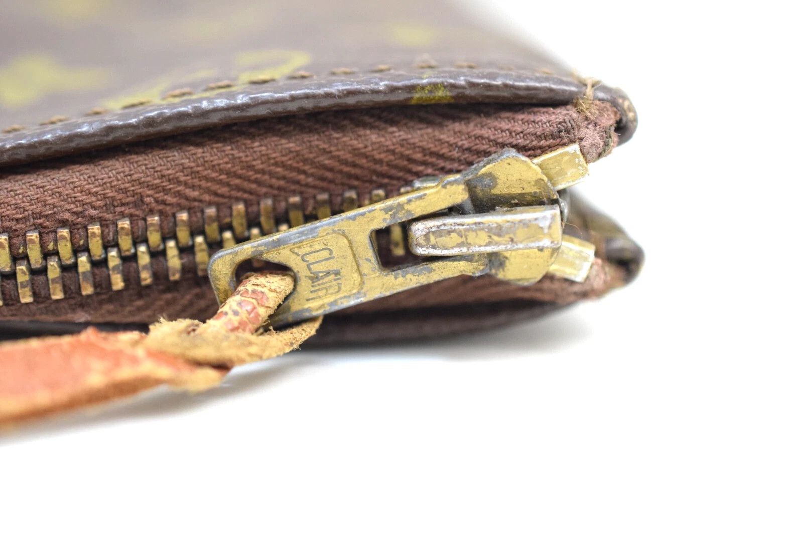 Louis Vuitton Louis Vuitton Porte Documents 38 Clutch Bag Monogram M53456 Size ONE SIZE - 7 Thumbnail