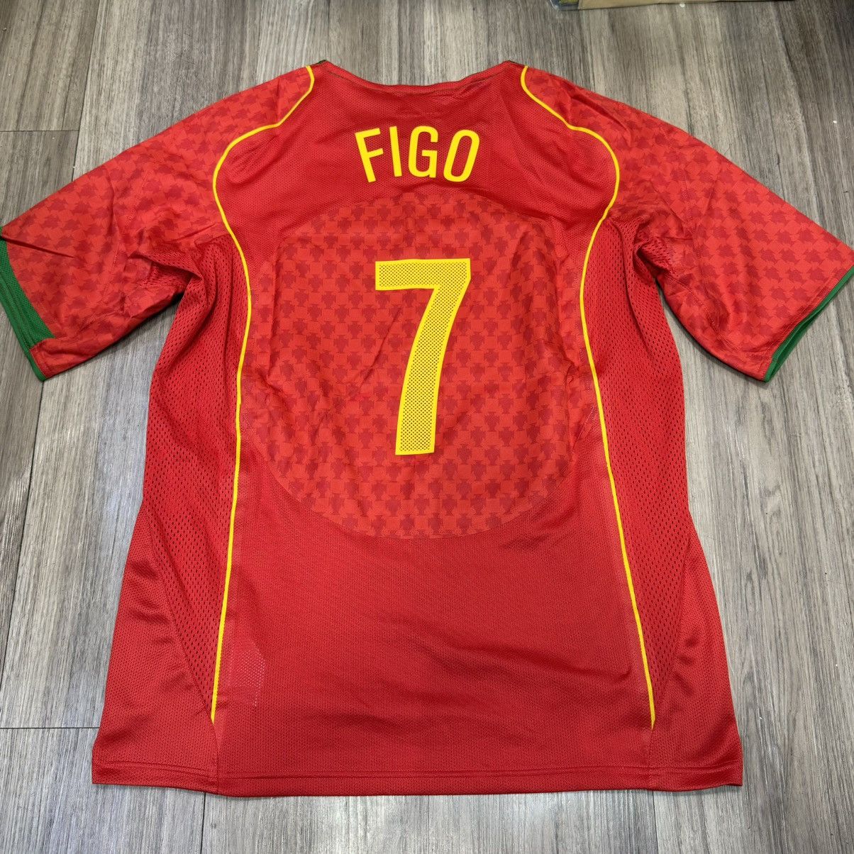 Nike Portugal 2004 retro home shirt #7 Figo Size US L / EU 52-54 / 3 - 2 Thumbnail