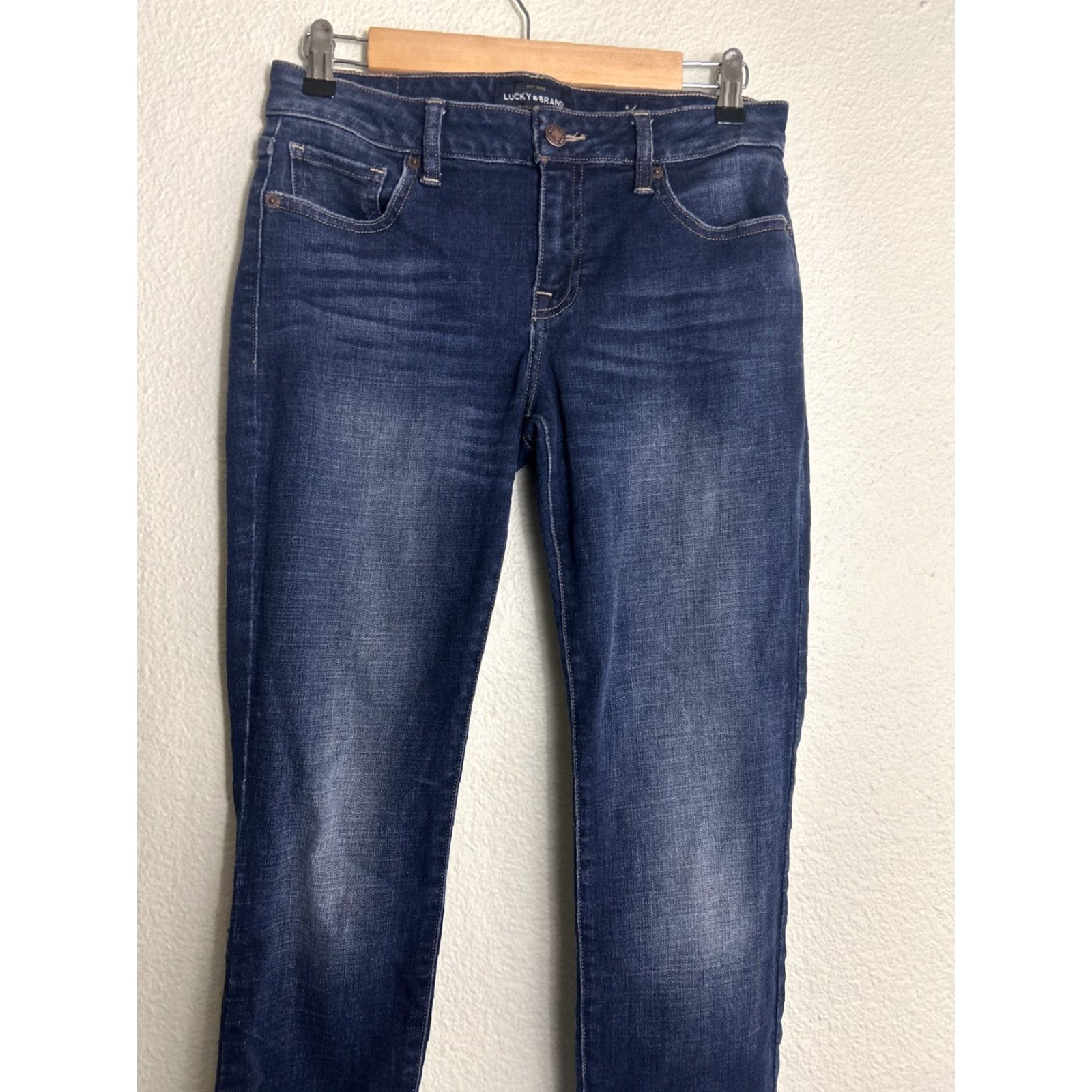 Lucky Brand Lucky Brand Lolita Skinny Jeans Dark Wash Womens Size 4 29x30 Pants Skinny Jeans Women Color Blue 90s Style Size 27" / US 4 / IT 40 - 3 Thumbnail