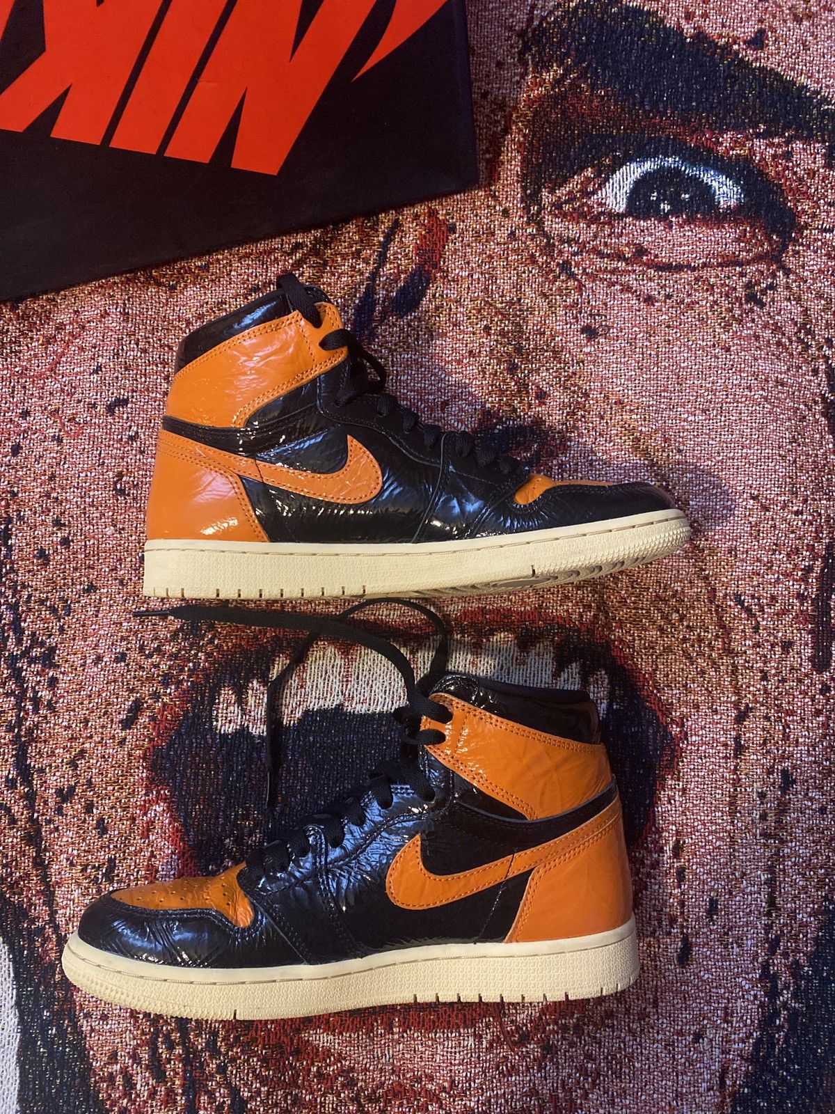 Jordan Brand × Nike Air Jordan 1 retro high og Size US 9 / EU 42 - 2 Thumbnail