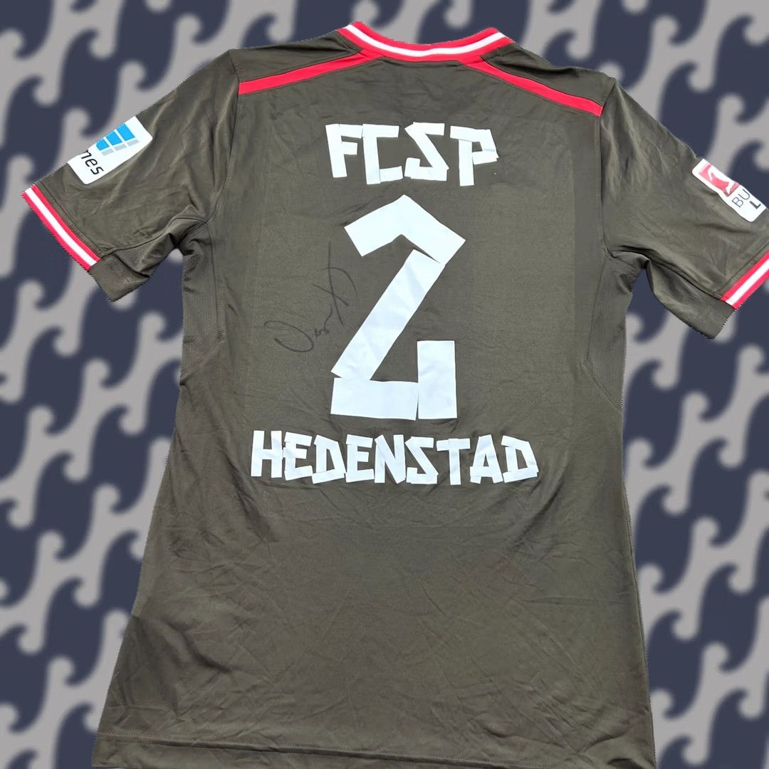 Under Armour Under Armour St Pauli Jersey Sz M Adult Unisex T-Shirt Hedenstad Signed 2016-2017 Home Brown 100% Polyester Moisture Wicking Quick Dry Football Jersey Size US M / EU 48-50 / 2 - 1 Thumbnail