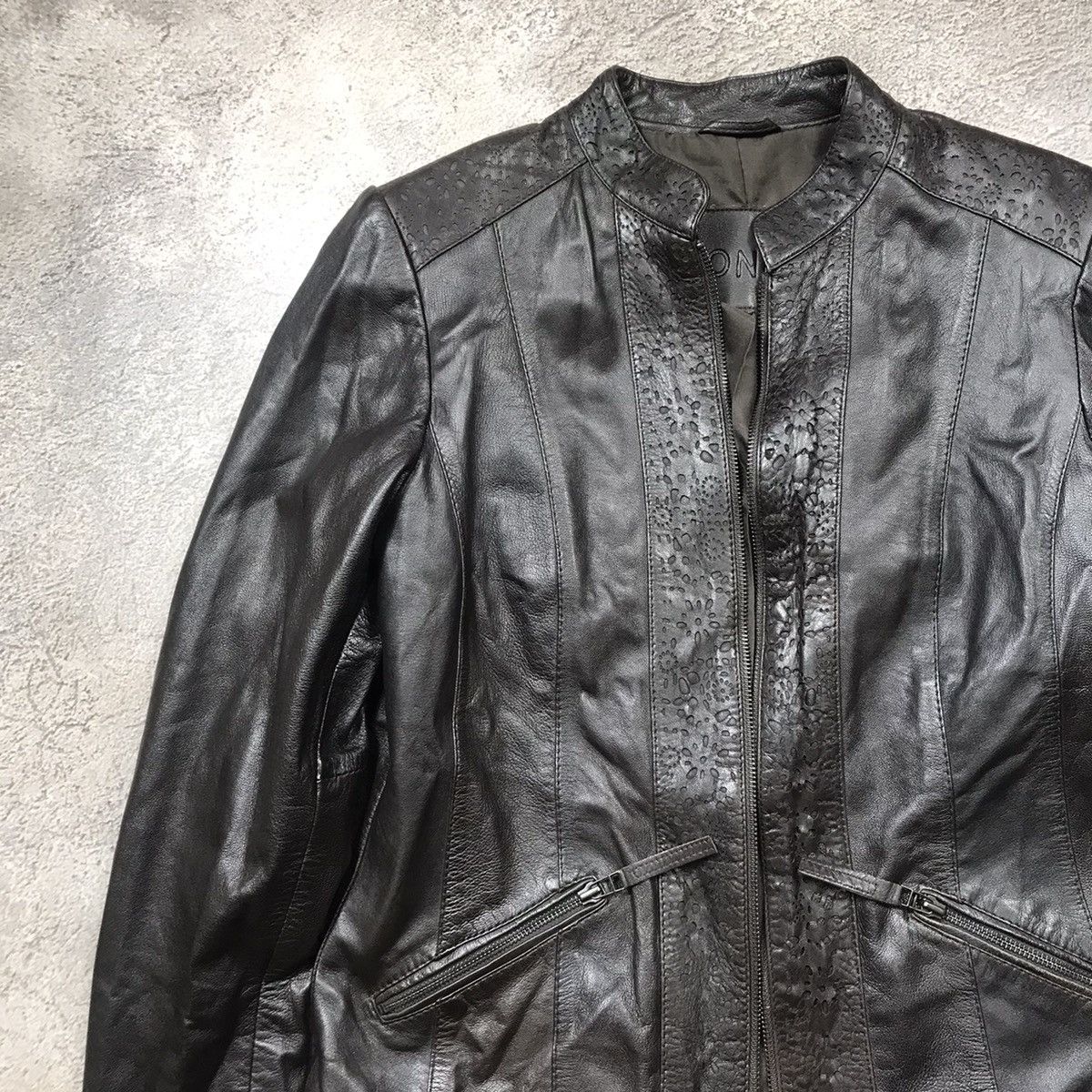Vintage Vintage Y2K Faded Black Bomber Jacket Streetwear Boxy Logo M Size M / US 6-8 / IT 42-44 - 3 Thumbnail