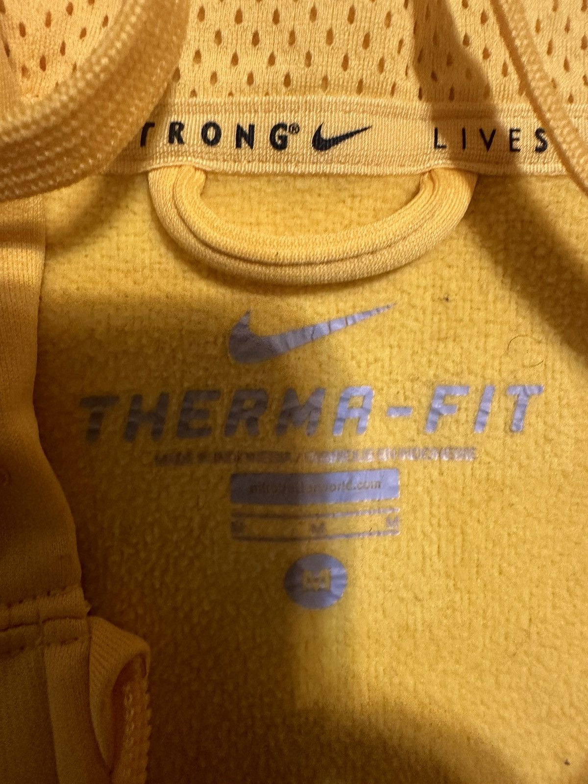 Nike × Vintage Vintage Nike dri fit “triple yellow” hoodie 00s size medium Size US M / EU 48-50 / 2 - 5 Thumbnail