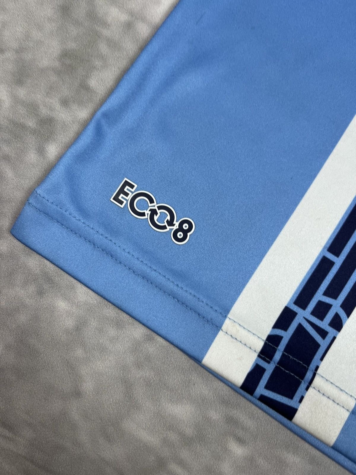 Hummel Hummel Coventry City 2021/22 Home Shirt S/M Size Jersey Size US S / EU 44-46 / 1 - 6 Thumbnail