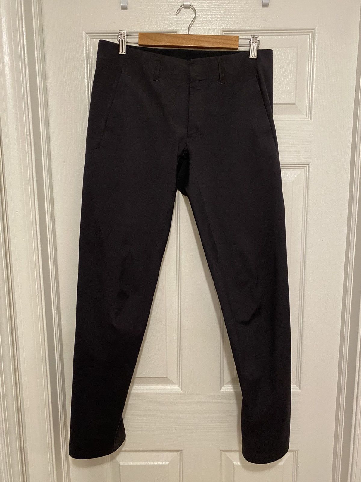Veilance Indisce tech formal trousers Size US 31 - 4 Thumbnail