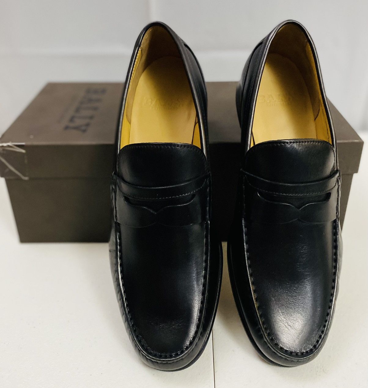 Bally Bally Black Calfskin Termez Penny Loafer 8 EEE New In Box Size US 8 / EU 41 - 4 Thumbnail