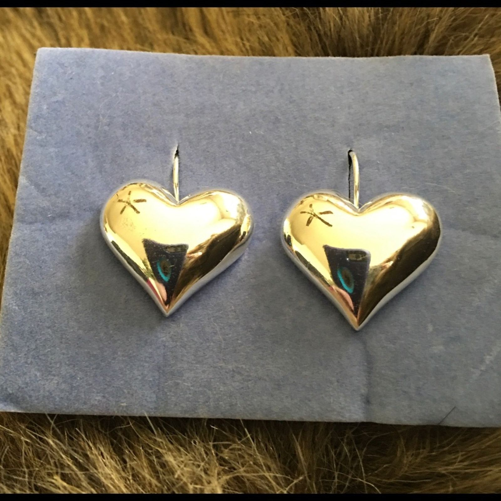 Jewelry Silver tone heart shaped hook earrings Size ONE SIZE - 1 Thumbnail