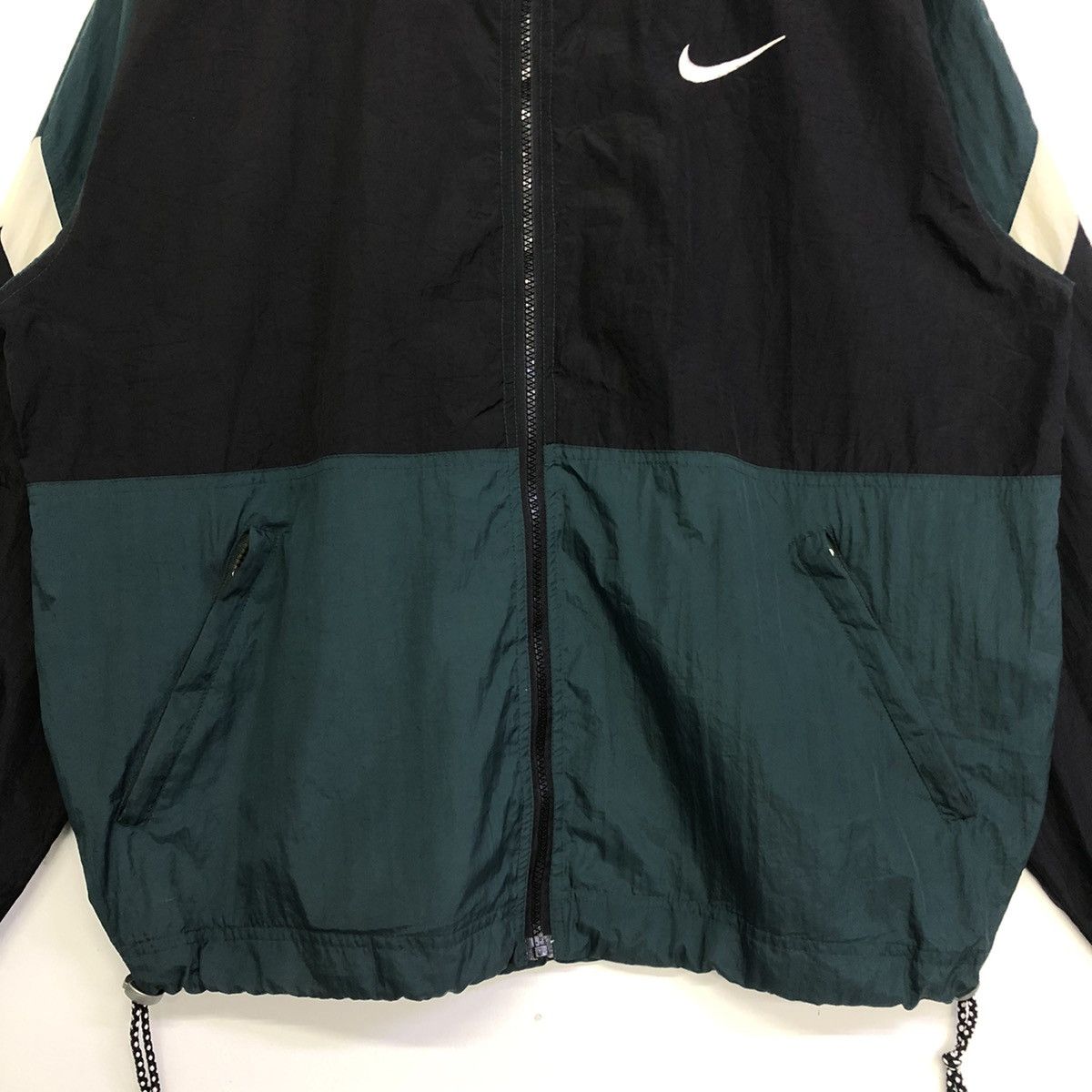 Nike Vintage 90 Nike Big Swoosh Windbreaker Light Jacket Size US L / EU 52-54 / 3 - 5 Thumbnail