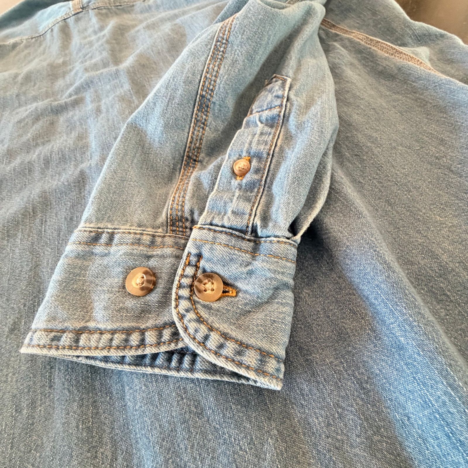 Wrangler Wrangler Riggs Workwear Denim Utility Shirt Large Workwear Size US L / EU 52-54 / 3 - 6 Thumbnail