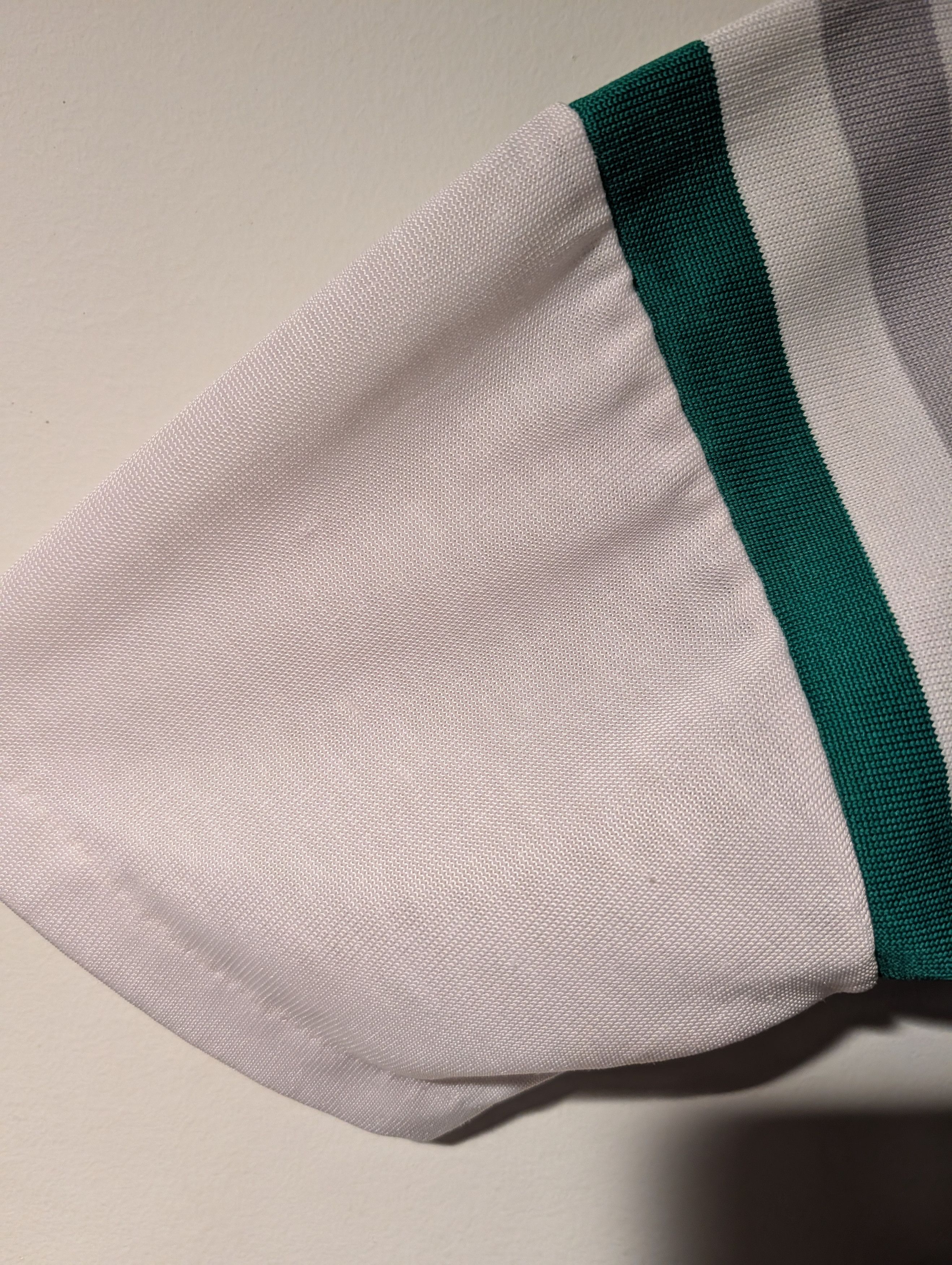 NFL Vintage Philadelphia Eagles Jersey Youth S/M Sleeve Stripe Size US M / EU 48-50 / 2 - 12 Thumbnail