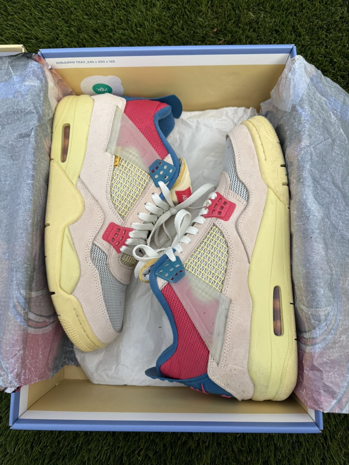 Jordan Brand × Union LA Air Jordan 4 Retro SP Guava Ice Size US 9.5 / EU 42-43 - 1 Thumbnail