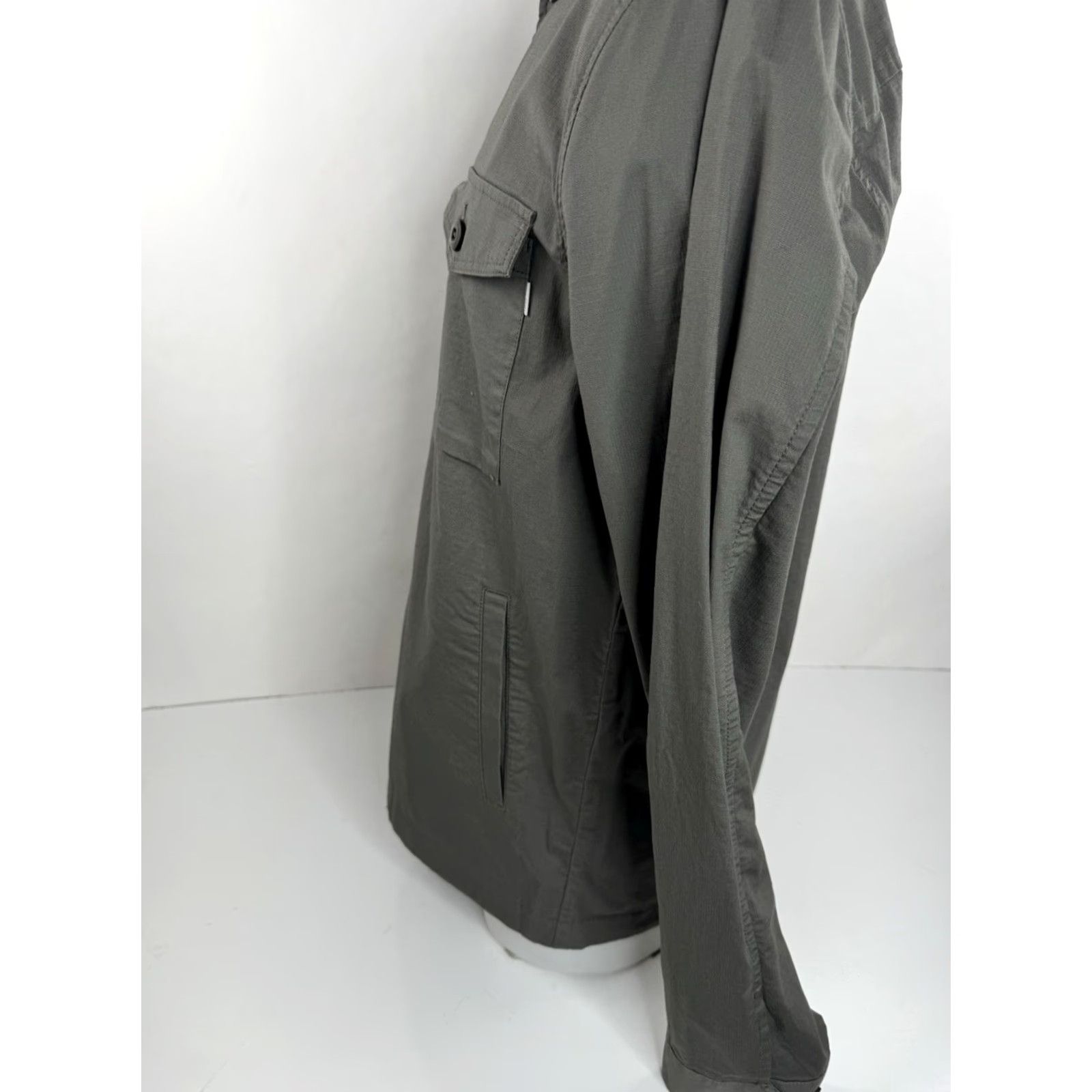 Vuori VUORI - Lightweight Mens L Rip Stop Jacket - Oregano, Cotton Blend, Regular, - Jacket Size US L / EU 52-54 / 3 - 3 Thumbnail