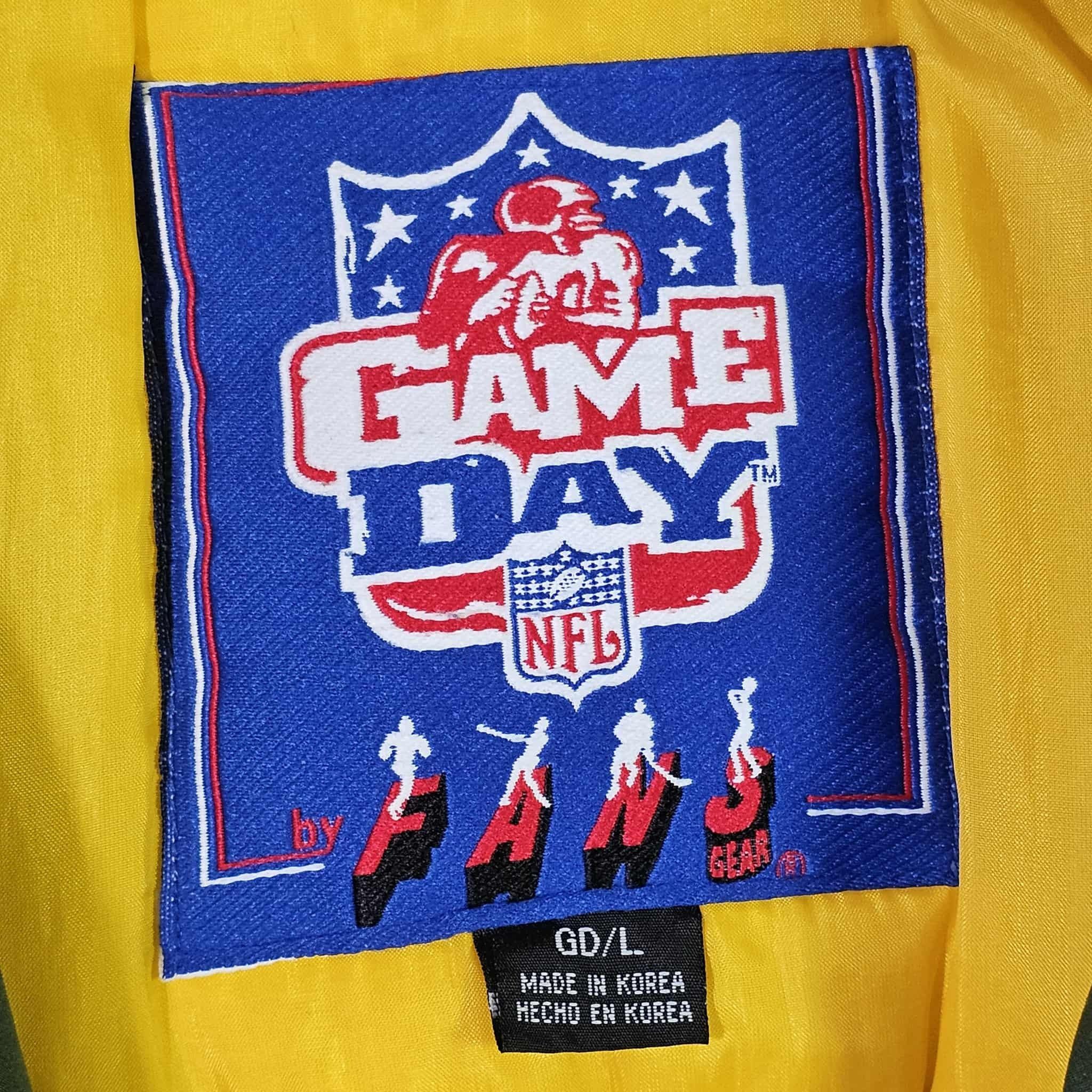 Vintage Green Bay Packers Vintage 90s Game Day Puffer Jacket Size US L / EU 52-54 / 3 - 4 Thumbnail