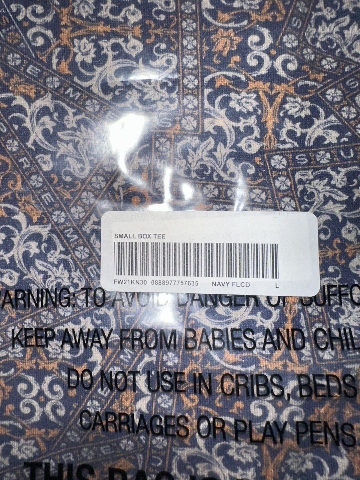 Other Supreme Small box tee Size US L / EU 52-54 / 3 - 1 Thumbnail
