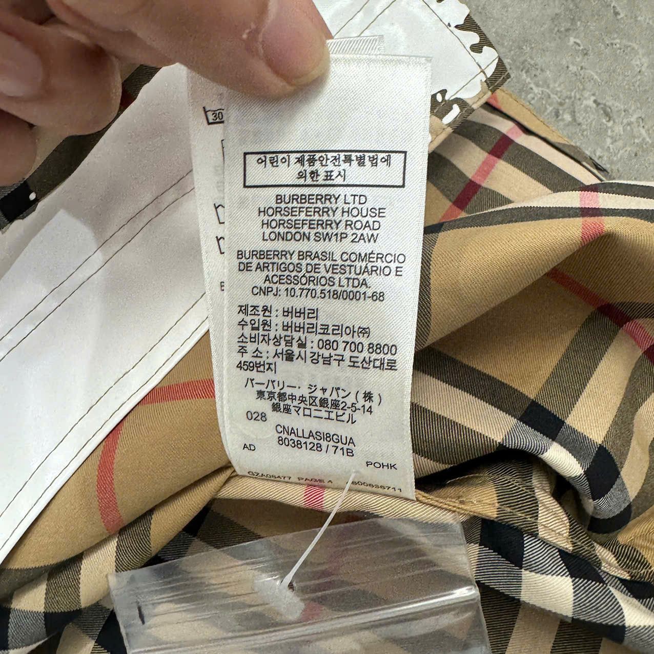 Burberry BURBERRY Love Print Vintage Check Cotton Shirt BEIGE Size XS / US 0-2 / IT 36-38 - 6 Thumbnail