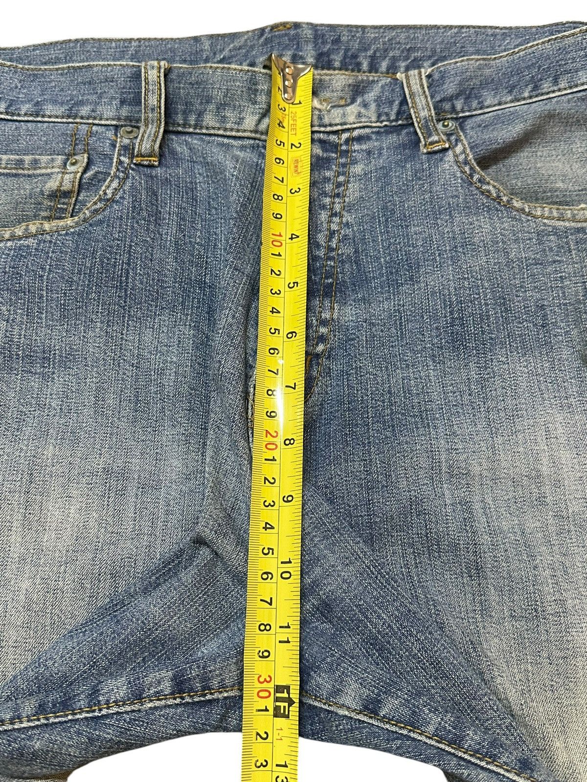Japanese Brand Vintage Japanese Uniqlo Faded Wash Distressed Baggy Jeans Size US 33 - 15 Thumbnail