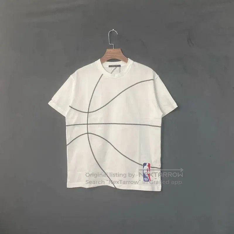 Louis Vuitton Louis Vuitton NBA White Short Sleeve T-Shirt . Size US M / EU 48-50 / 2 - 1 Thumbnail