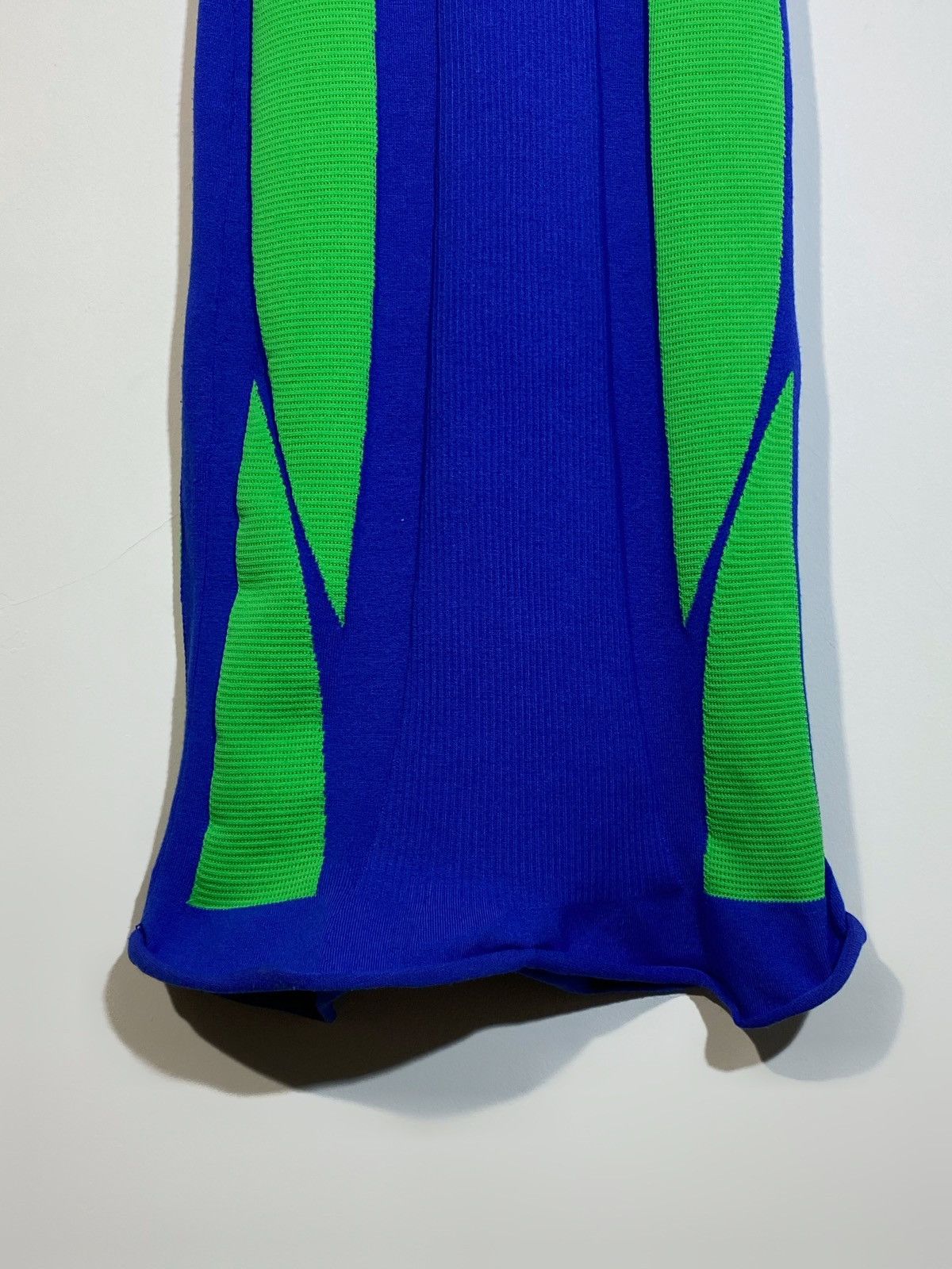 Louis Vuitton Louis Vuitton Runway Fall 2016 Mid Length Dress Blue Green Size S / US 4 / IT 40 - 16 Thumbnail