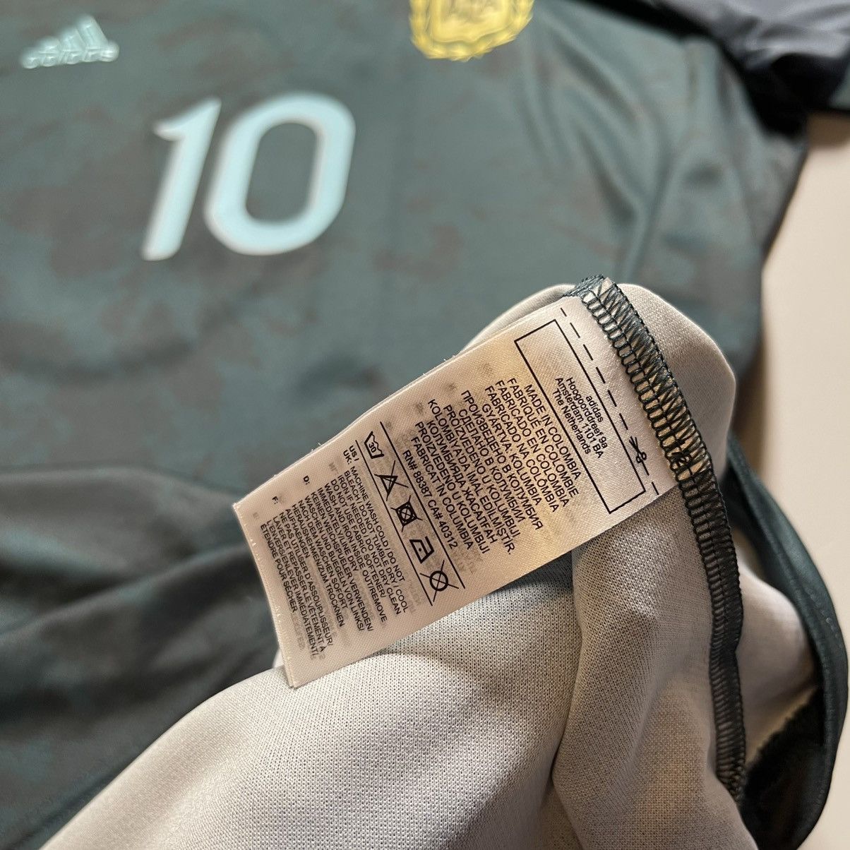 Adidas × Vintage ARGENTINA ADIDAS 2019/2020 FOOTBALL AWAY JERSEY #10 MARADONA Size US XL / EU 56 / 4 - 12 Thumbnail