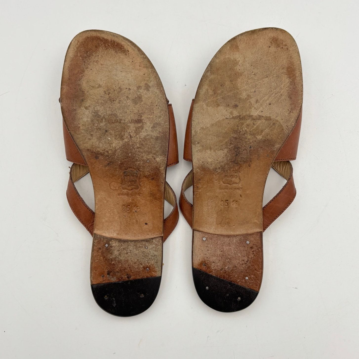 Manolo Blahnik Manolo Blahnik Brown Leather Flat Sandals Slides Size 35.5 Size US 5.5 / IT 35.5 - 9 Thumbnail