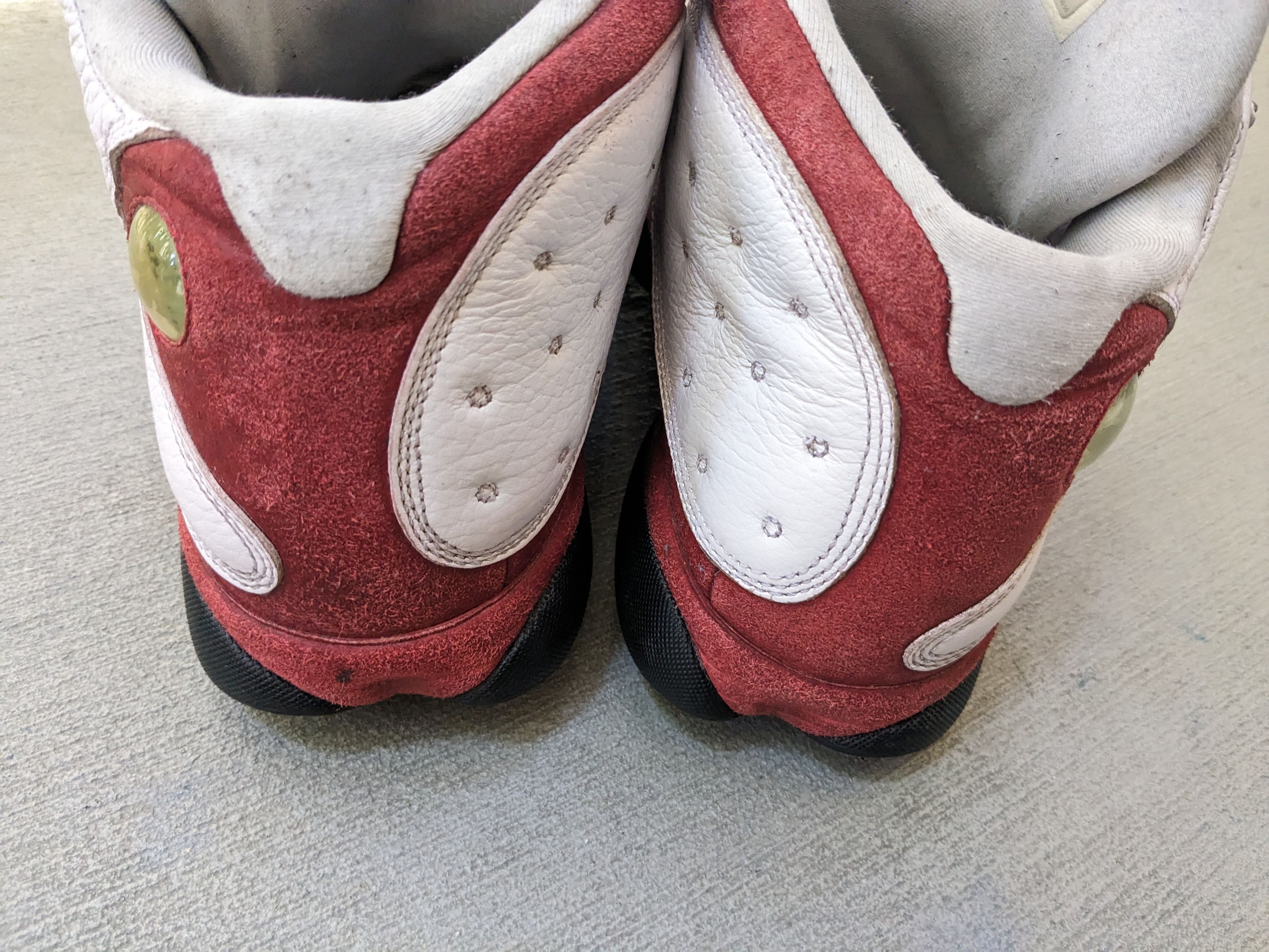 Jordan Brand Nike Air Jordan 13 Cherry Size 10.5 Chicago 414571-122 Size US 10.5 / EU 43-44 - 13 Thumbnail
