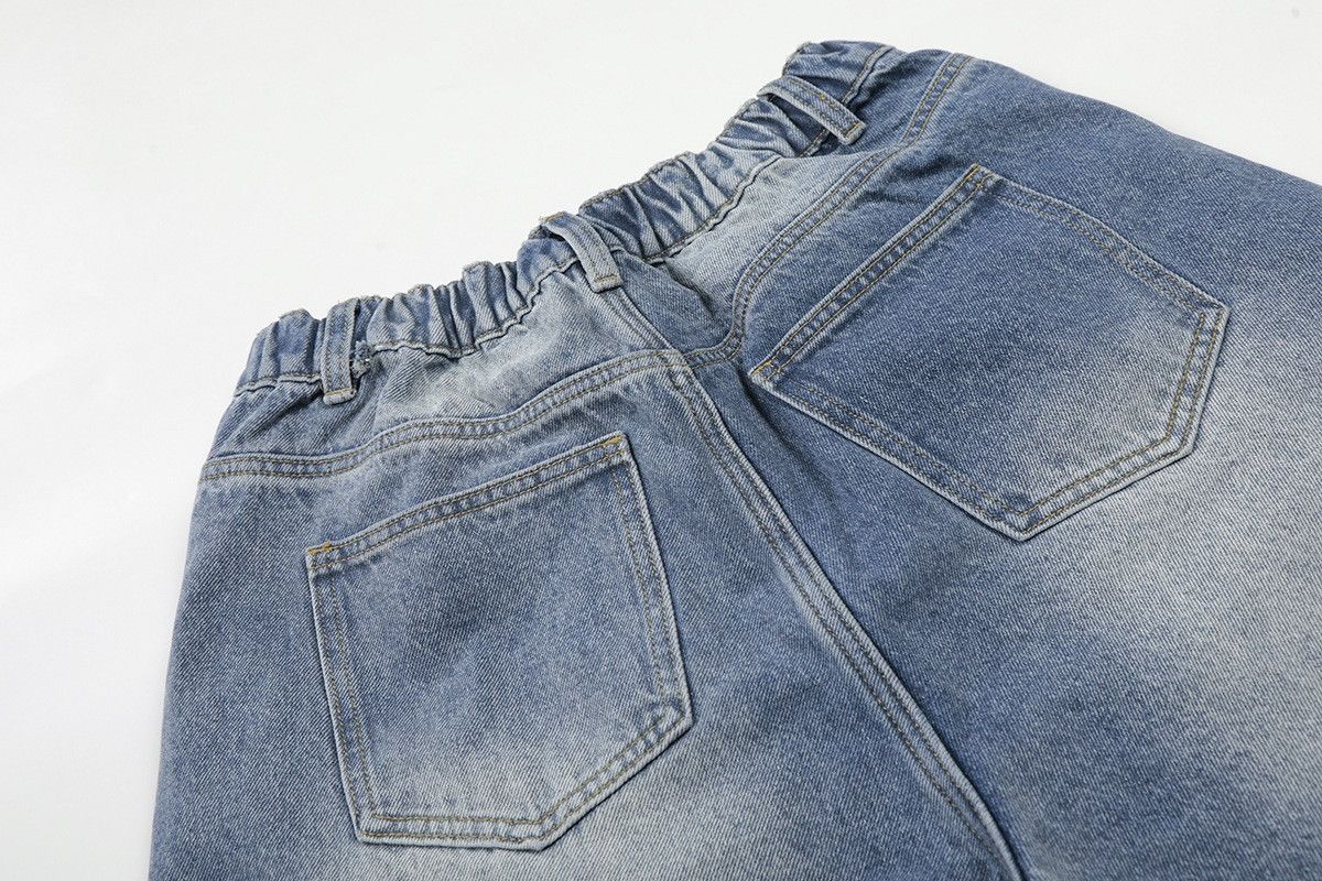 Vintage Men's Retro Washed Straight Leg Patchwork Denim Shorts Size US 32 / EU 48 - 4 Thumbnail