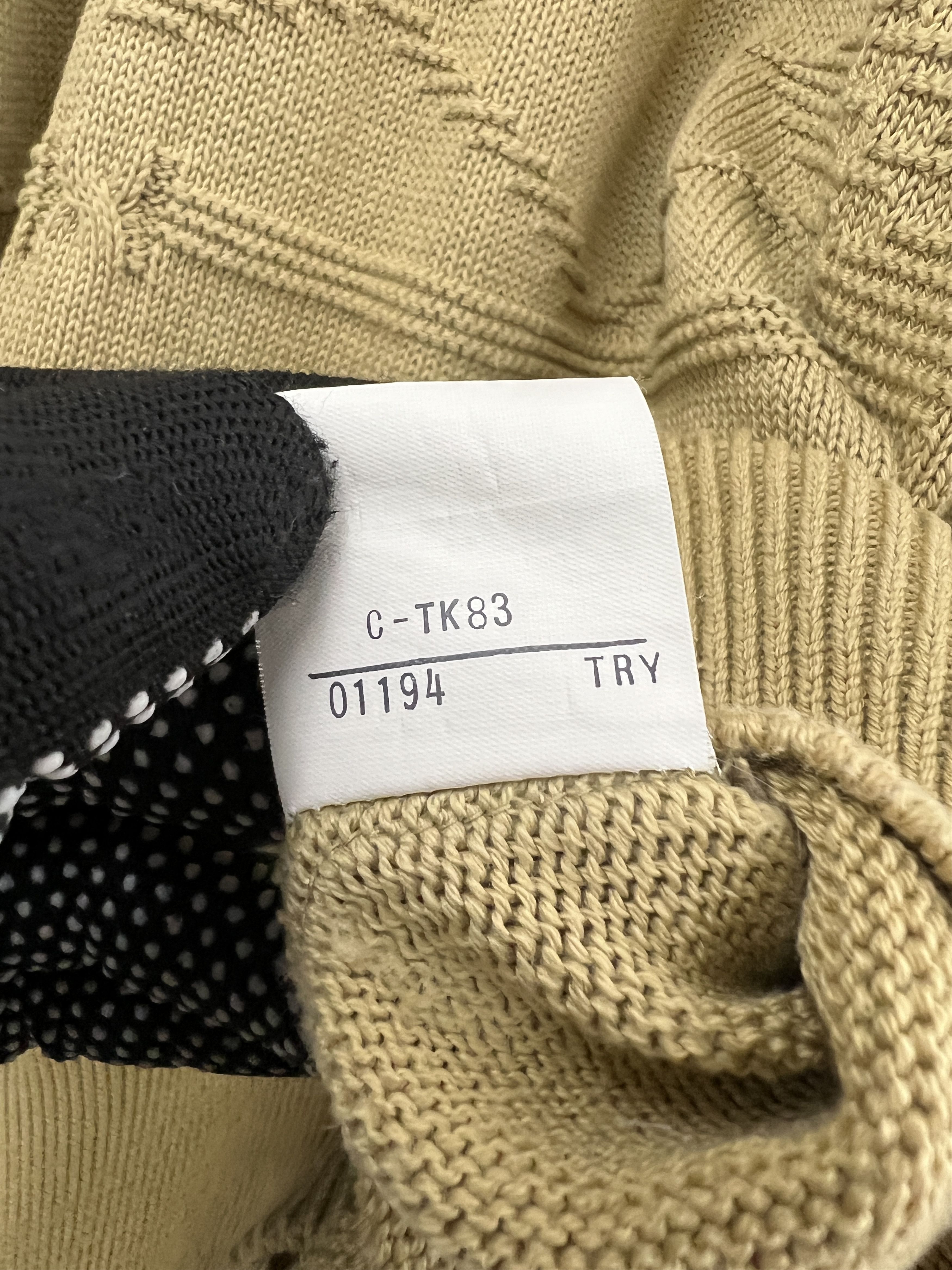 Burberry Vintage 90s Burberry's Big Logo Knit Sweater (M) GTMPT693 Size US M / EU 48-50 / 2 - 9 Thumbnail