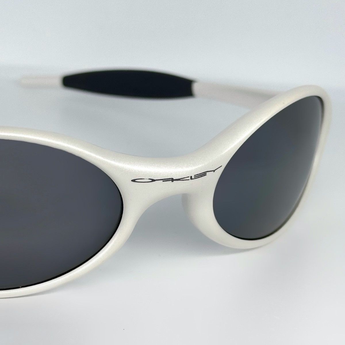 Oakley Eye Jacket 初期90s パールホワイト 💥 Oakley Iconic Eye Jacket Pearl 1994 Sunglasses - Sunglasses