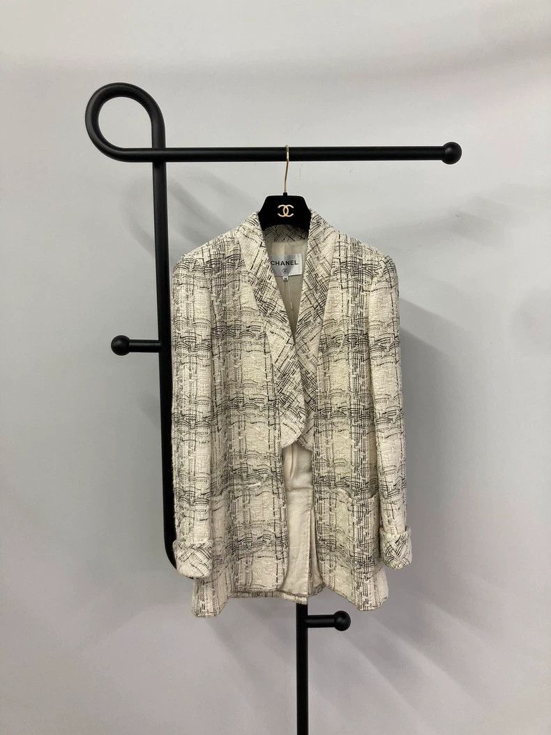 Chanel Chanel Gold Thread Plaid Jacket - dmc Size US M / EU 48-50 / 2 - 1 Thumbnail