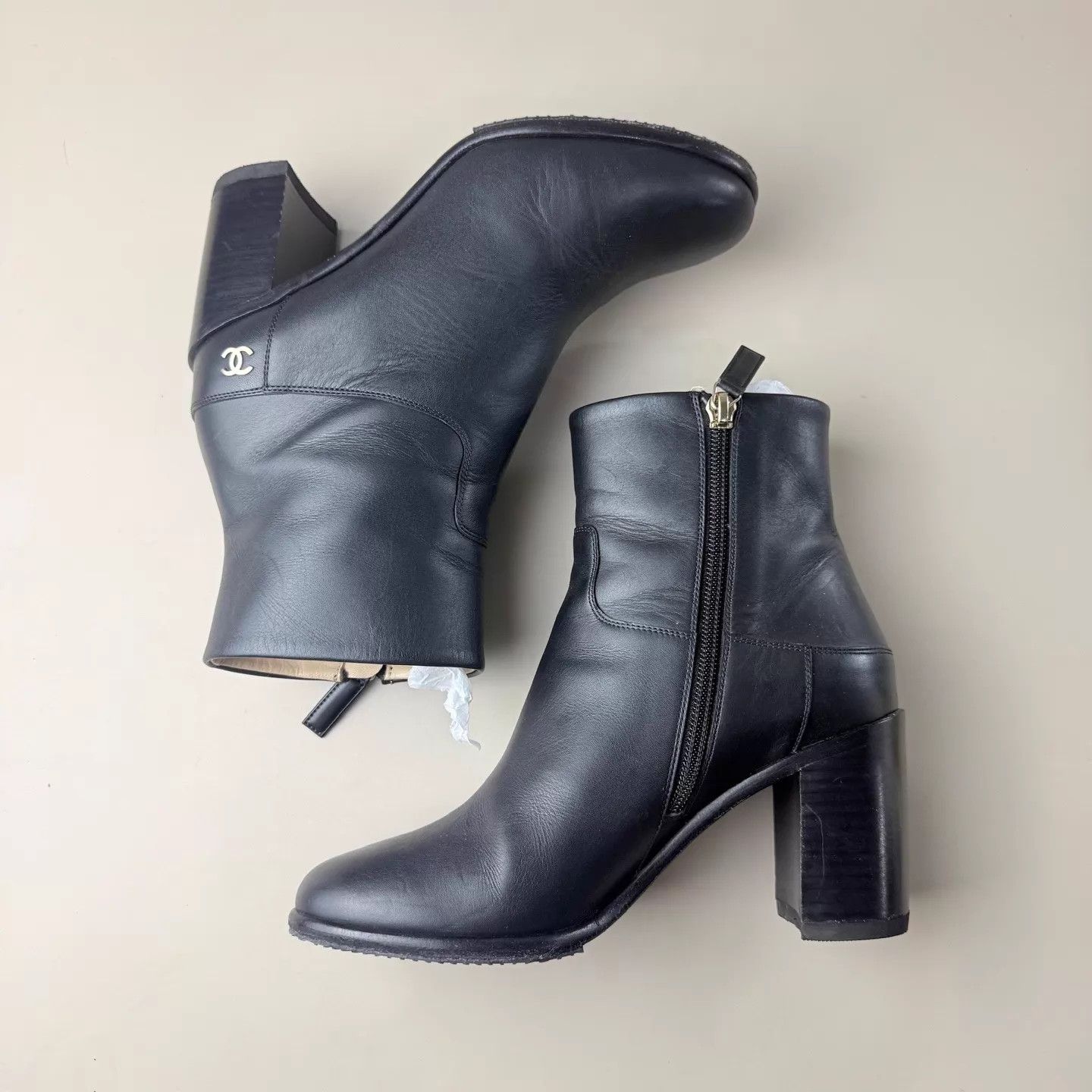 Chanel Chanel Black & Gold CC Zip Short Boots EUR 36 Size US 5.5 / IT 35.5 - 5 Thumbnail