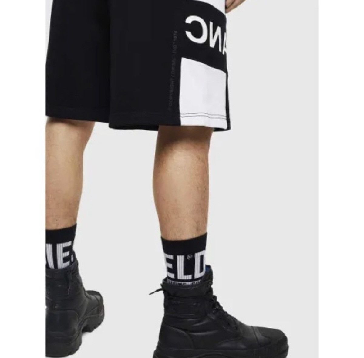 Diesel Diesel DLVERANCE Logo Shorts Oversized Streetwear Size US 32 / EU 48 - 5 Thumbnail