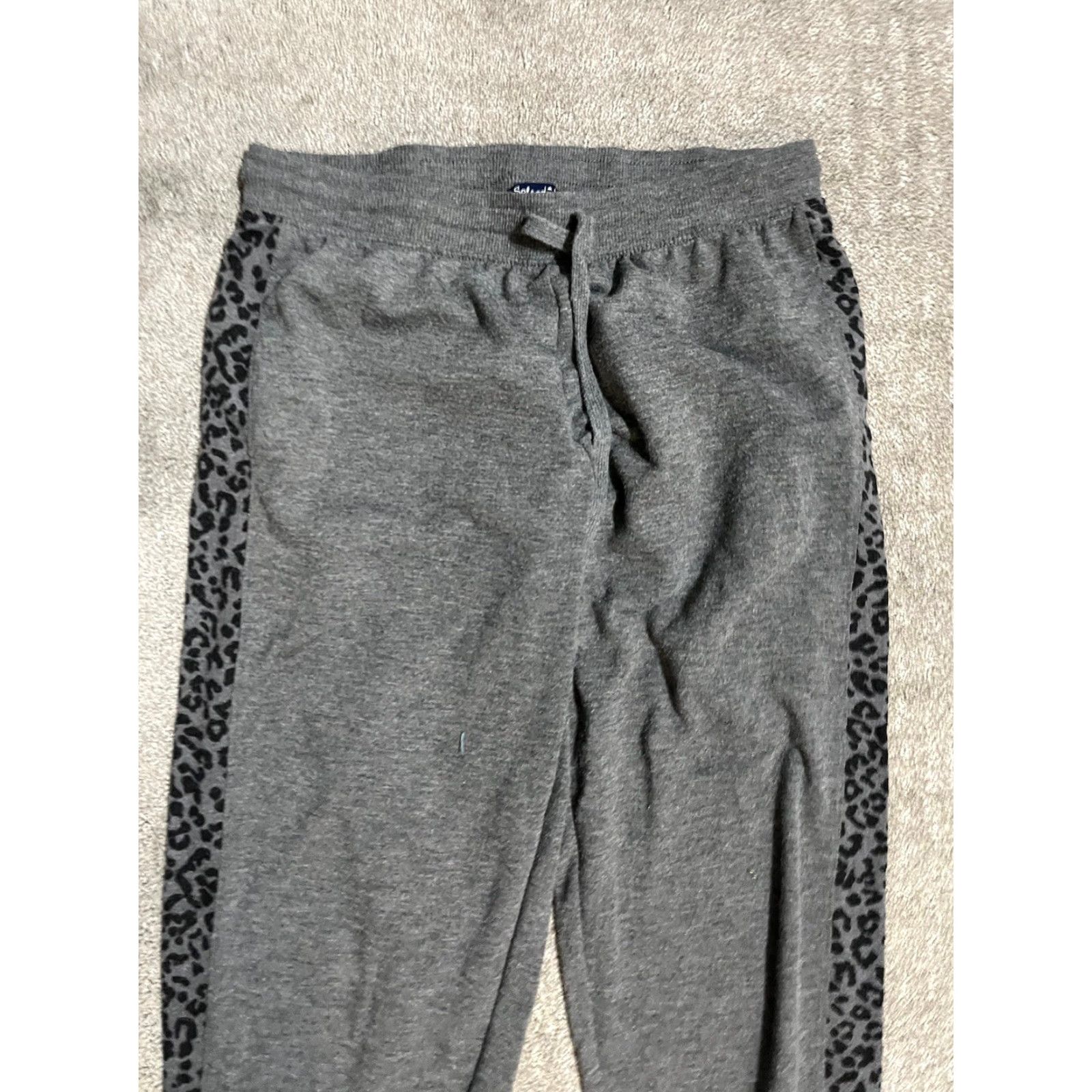 Splendid Splendid Women's Jogger Pants Gray Black Cheetah Striped Sides Small Relaxed Drawstring Pockets Inseam 26 in Size 28" / US 6 / IT 42 - 2 Thumbnail