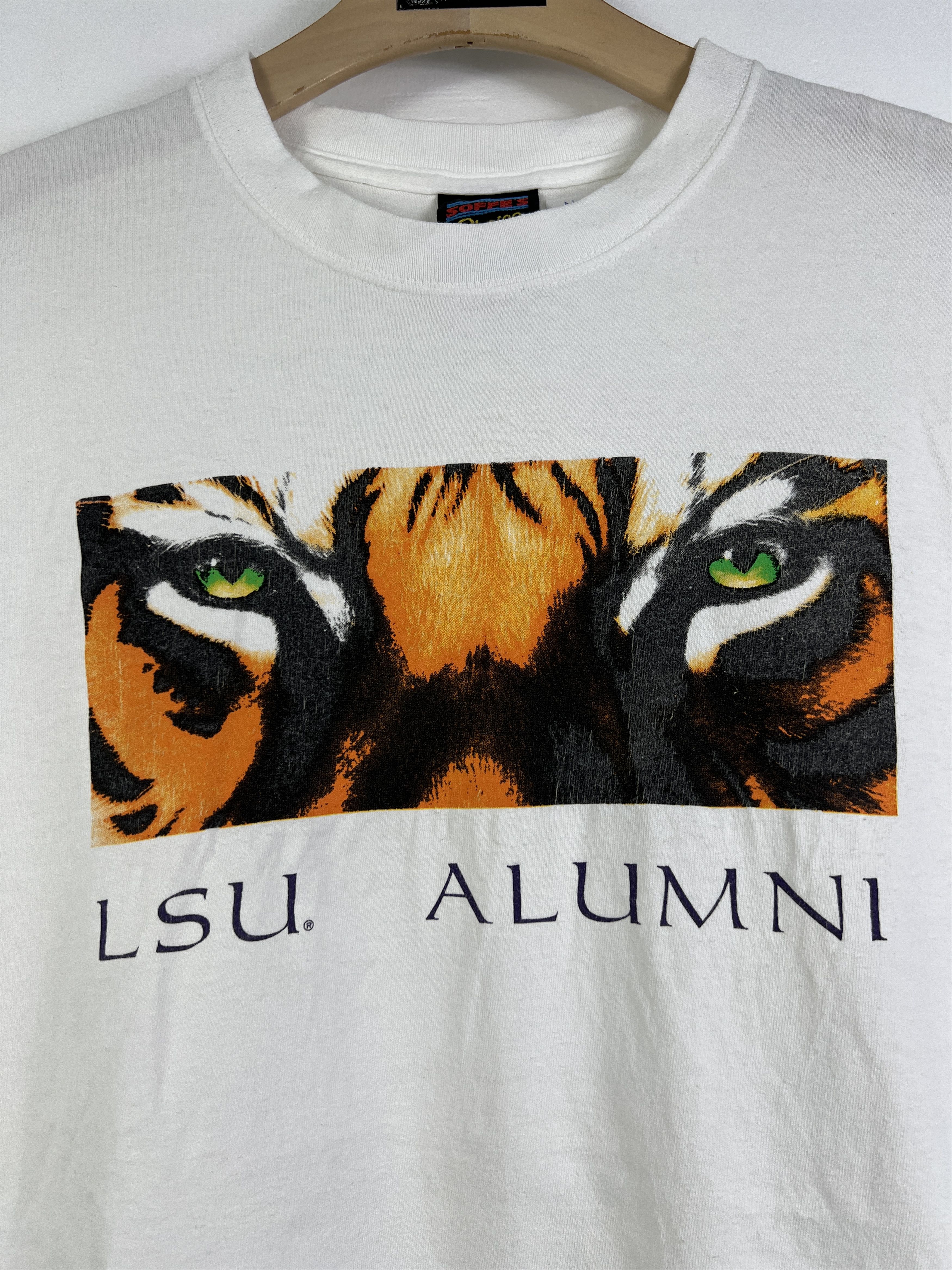 NCAA × Vintage No.4730 Vintage 90s Graphic Tee LSU Tiger Alumni (XXL) Size US XXL / EU 58 / 5 - 2 Thumbnail